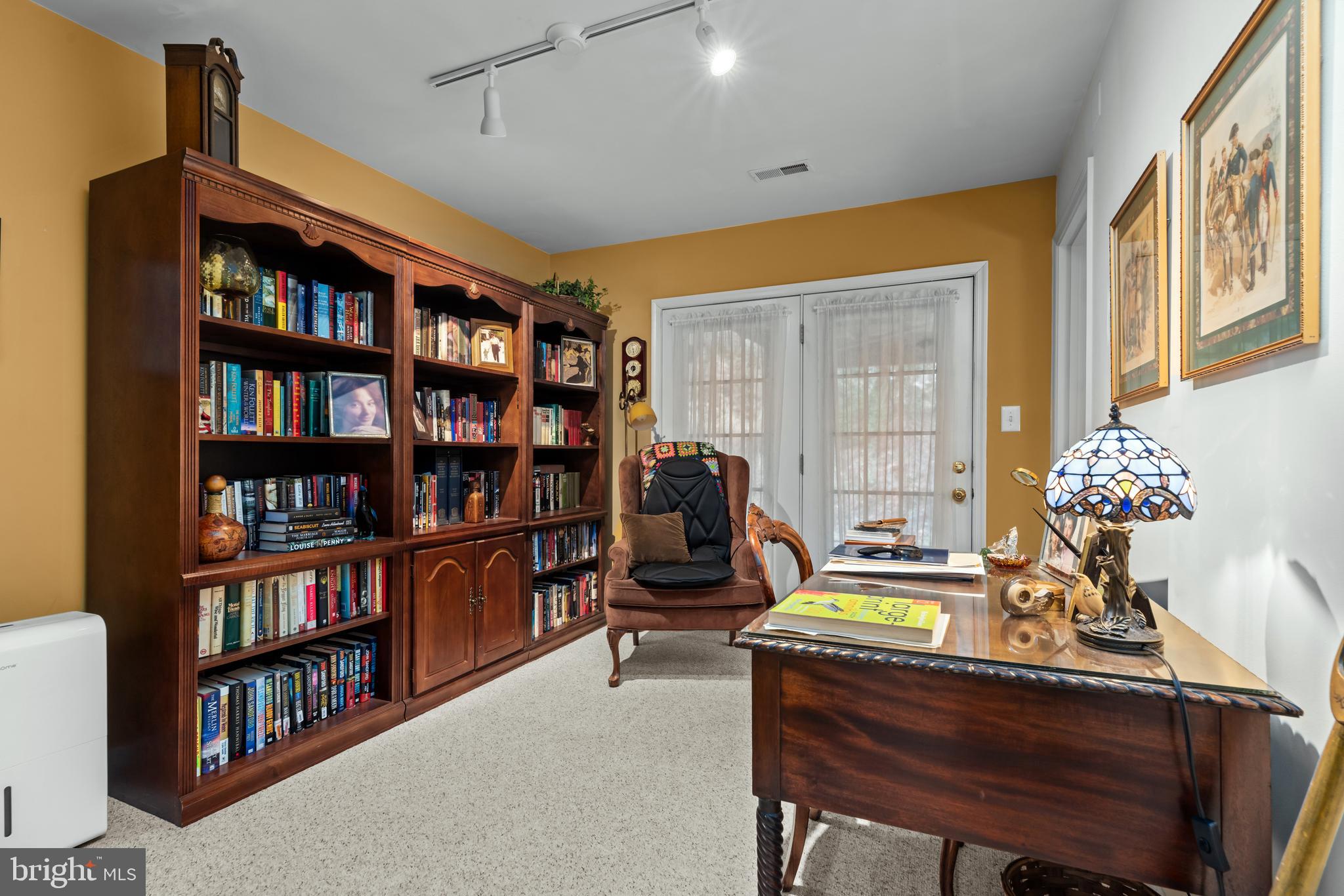 ST ANDREWS CONDOMINIUMS AT BAY HILLS - Residential