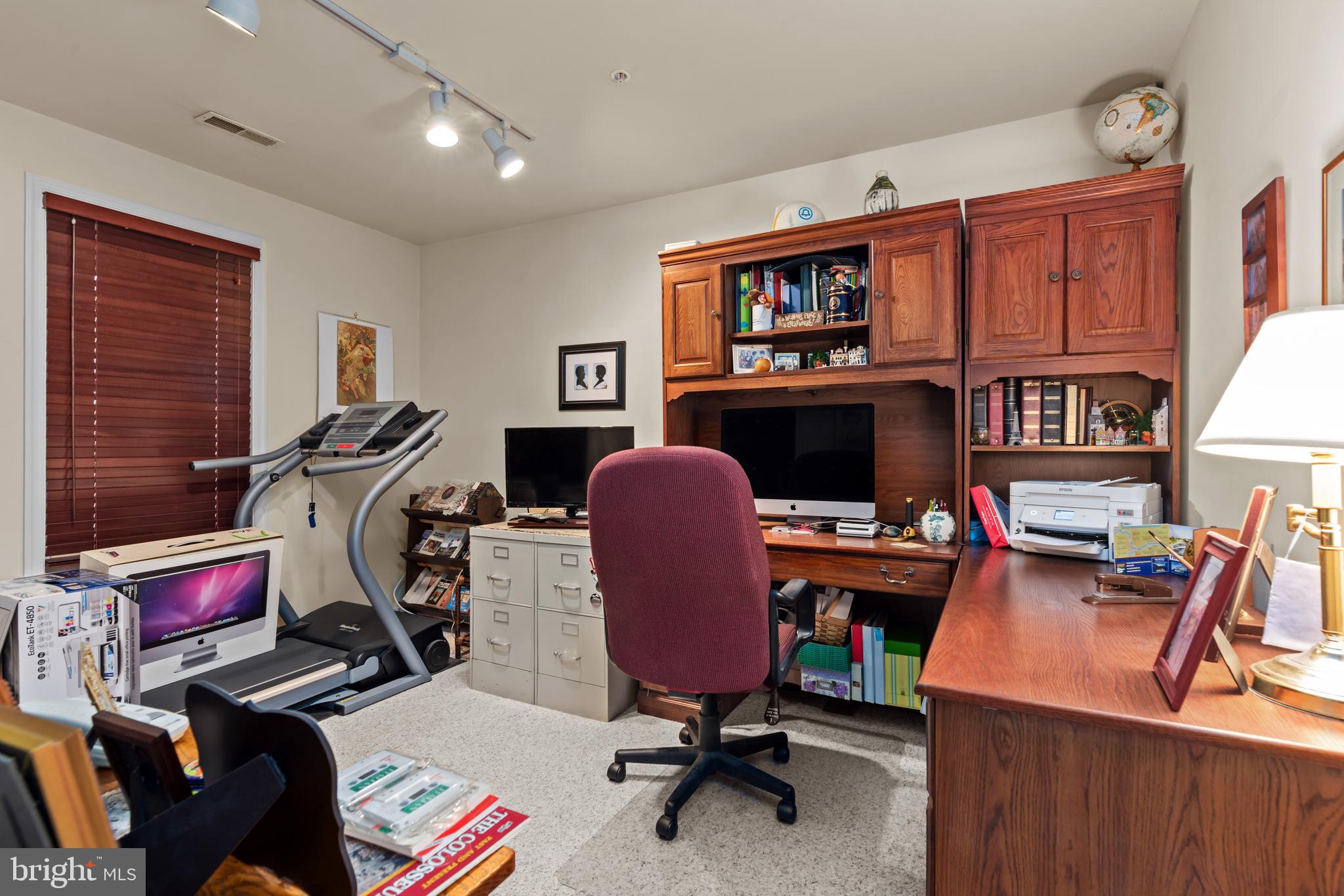 ST ANDREWS CONDOMINIUMS AT BAY HILLS - Residential