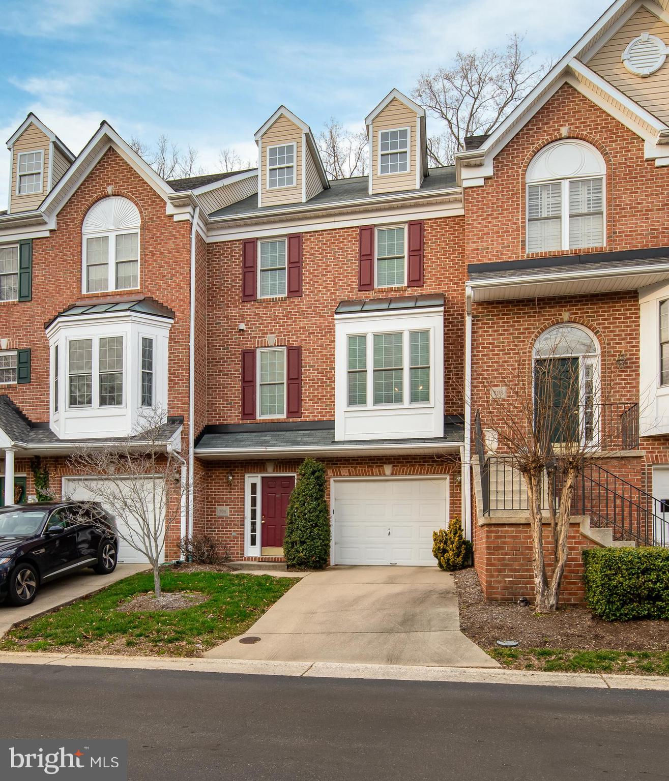 ST ANDREWS CONDOMINIUMS AT BAY HILLS - Residential