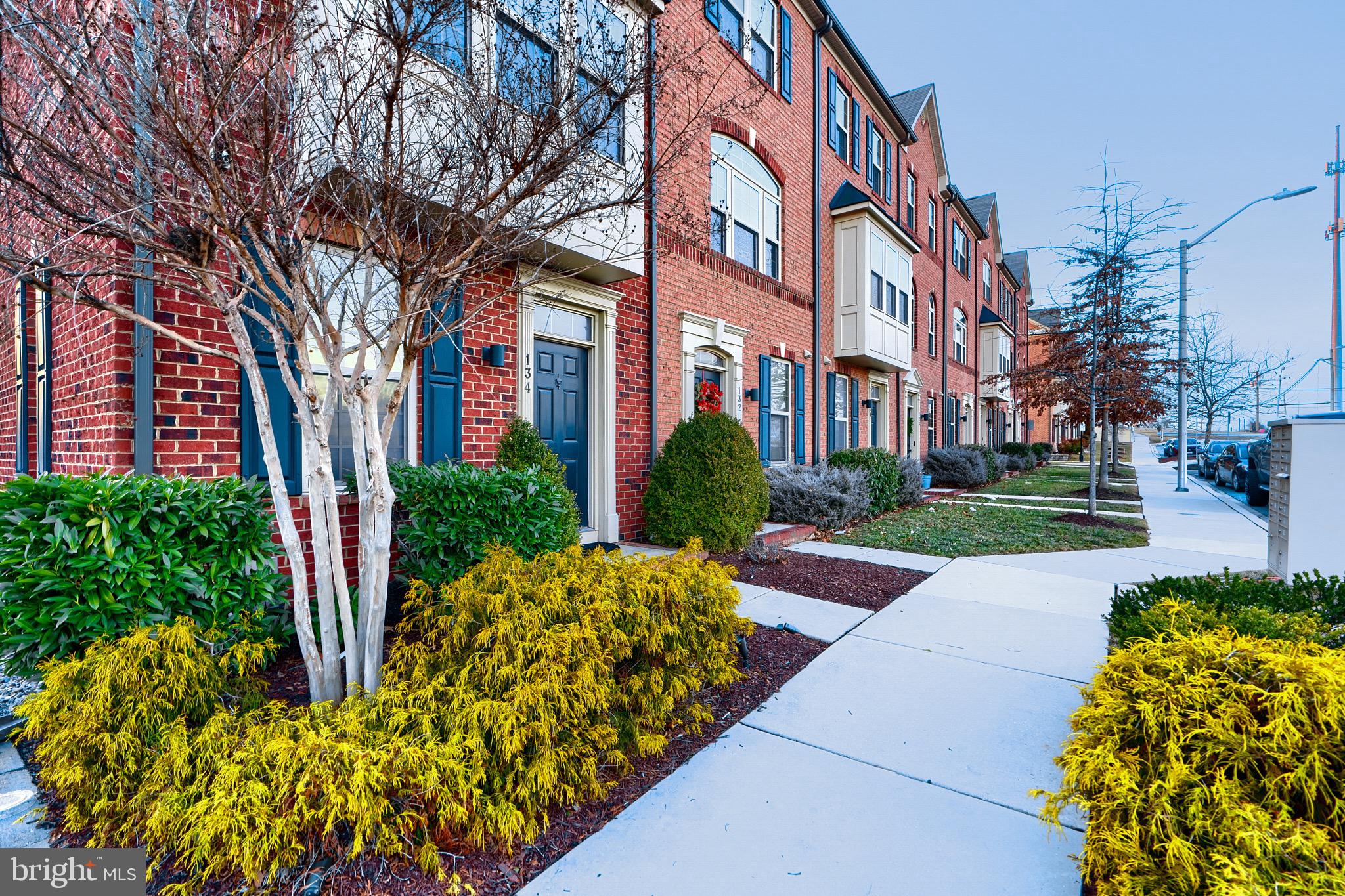 OLDHAM CROSSING - Residential