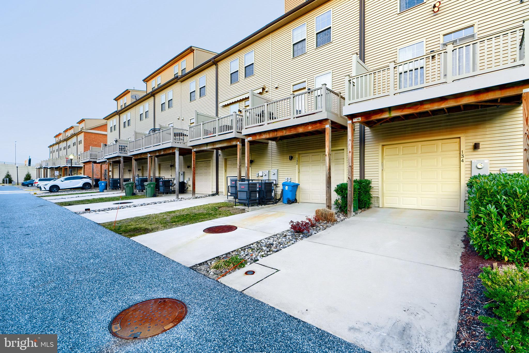 OLDHAM CROSSING - Residential