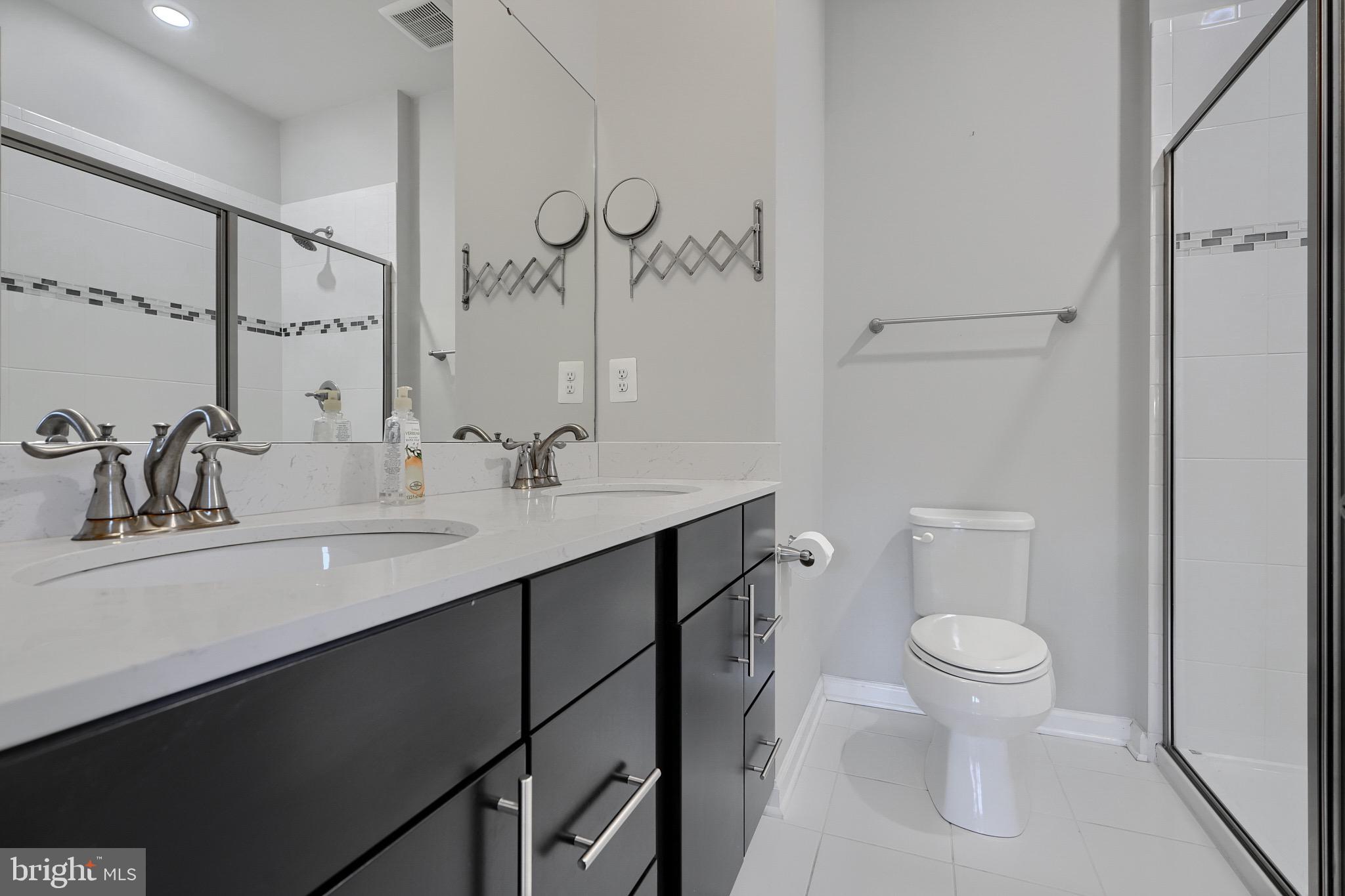 OLDHAM CROSSING - Residential
