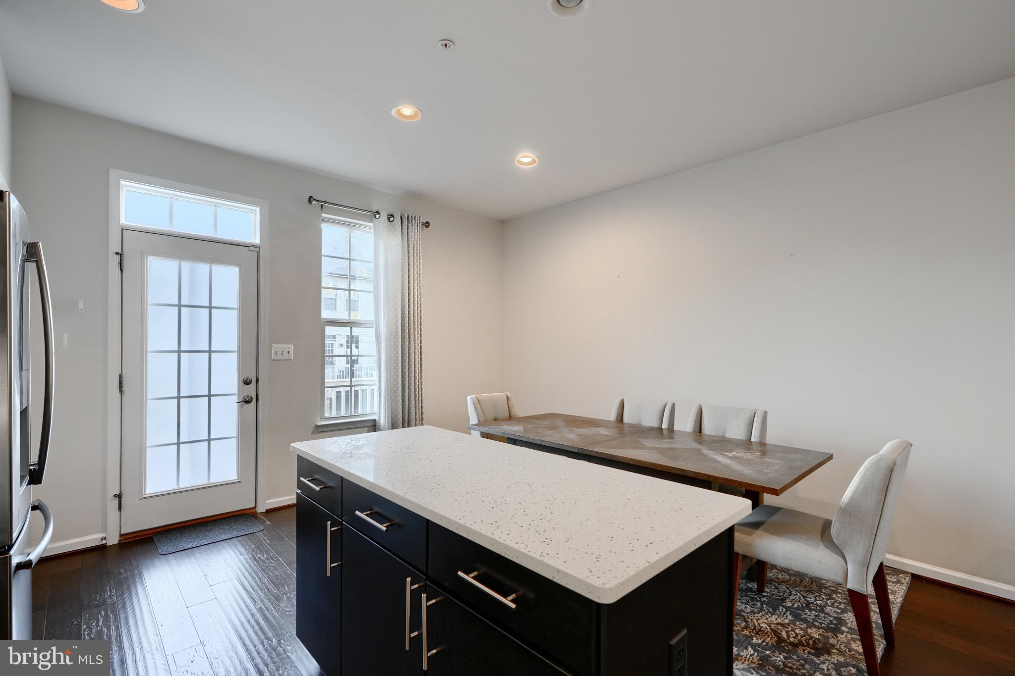 OLDHAM CROSSING - Residential