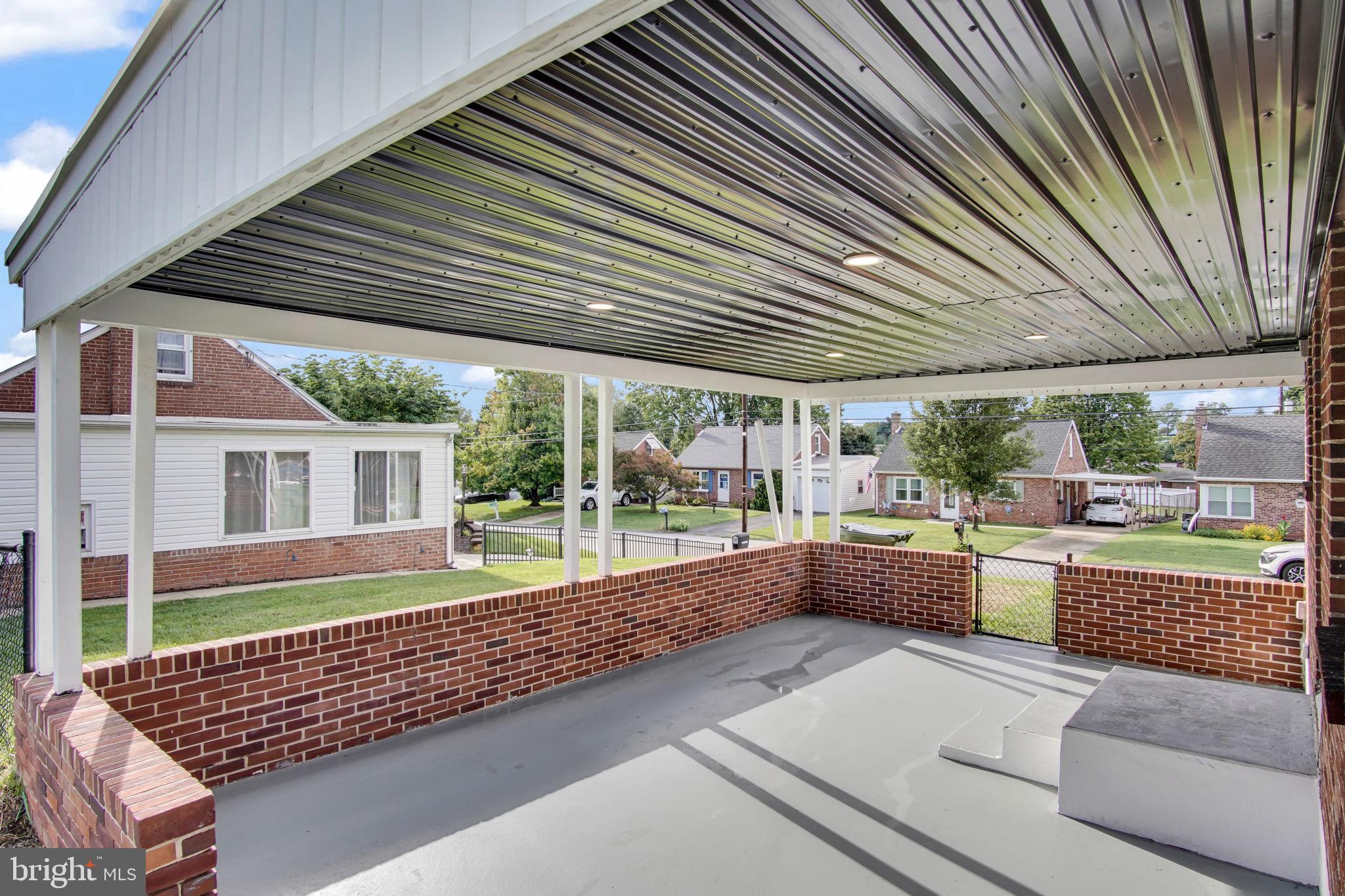 222 EASTLAND AVENUE