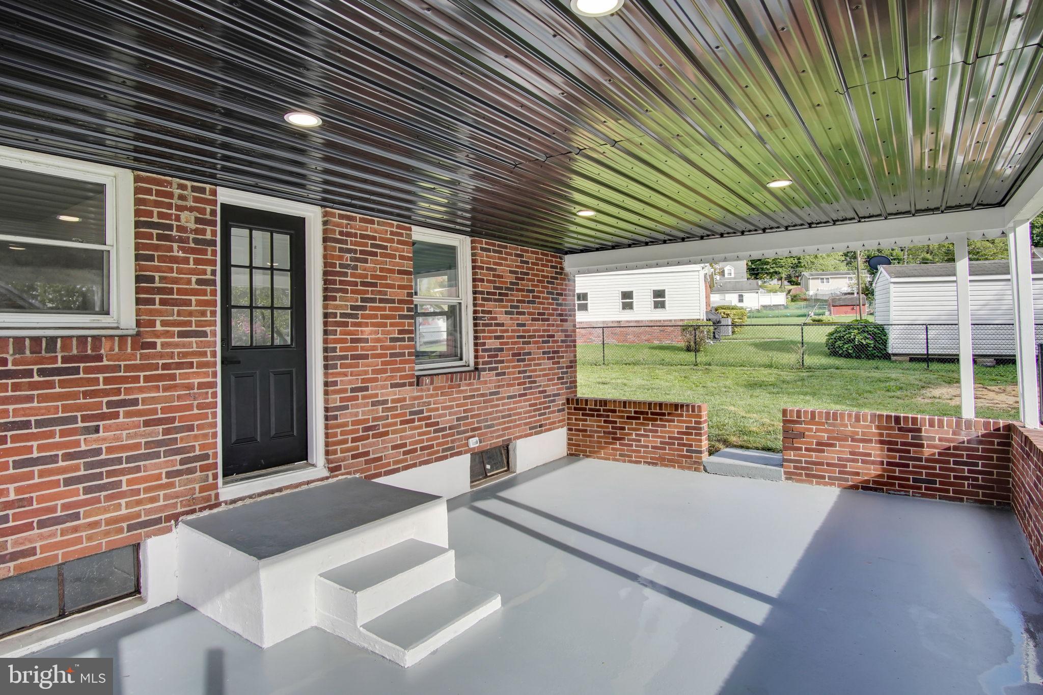222 EASTLAND AVENUE
