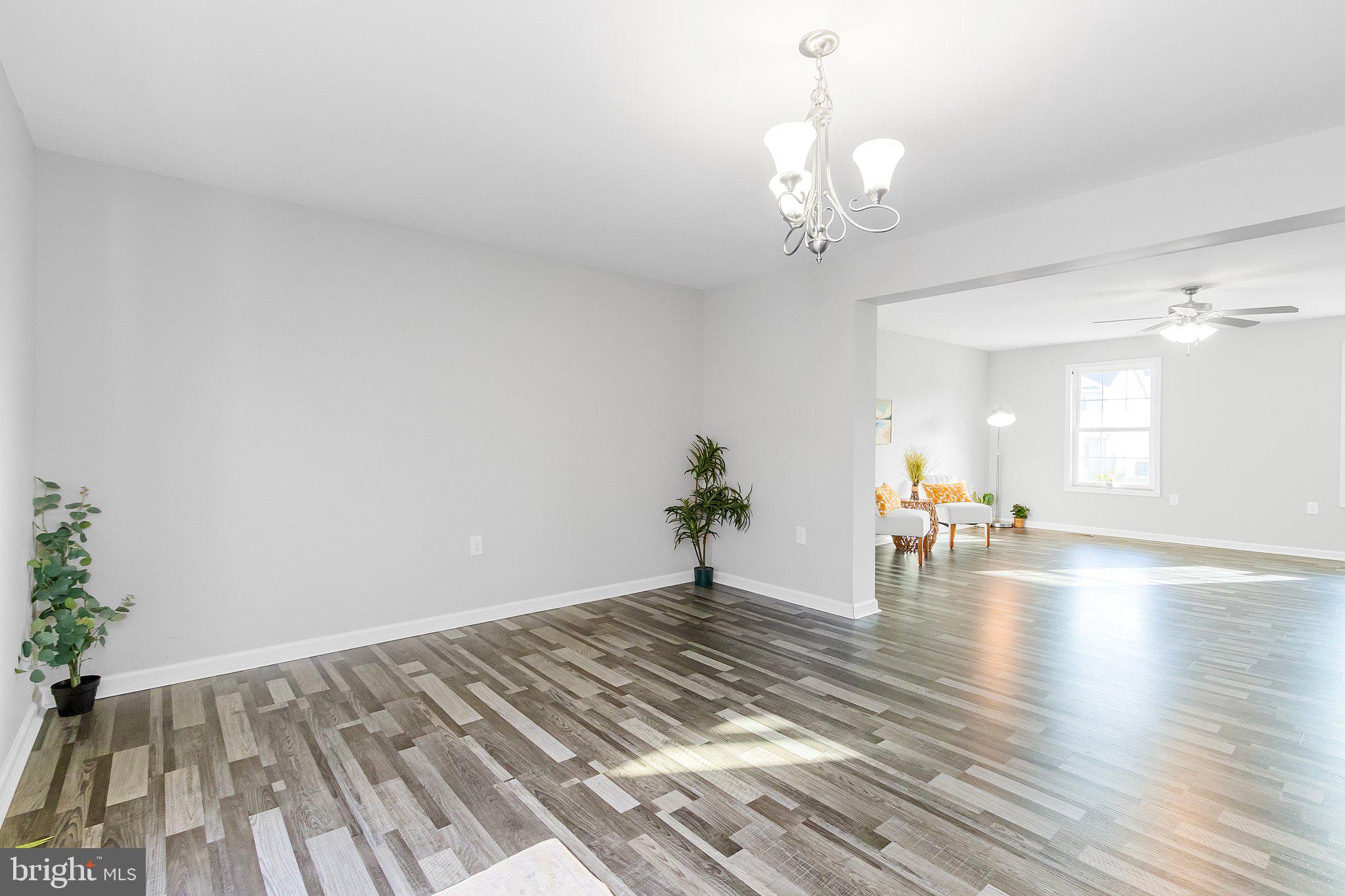 RED HILL - Residential