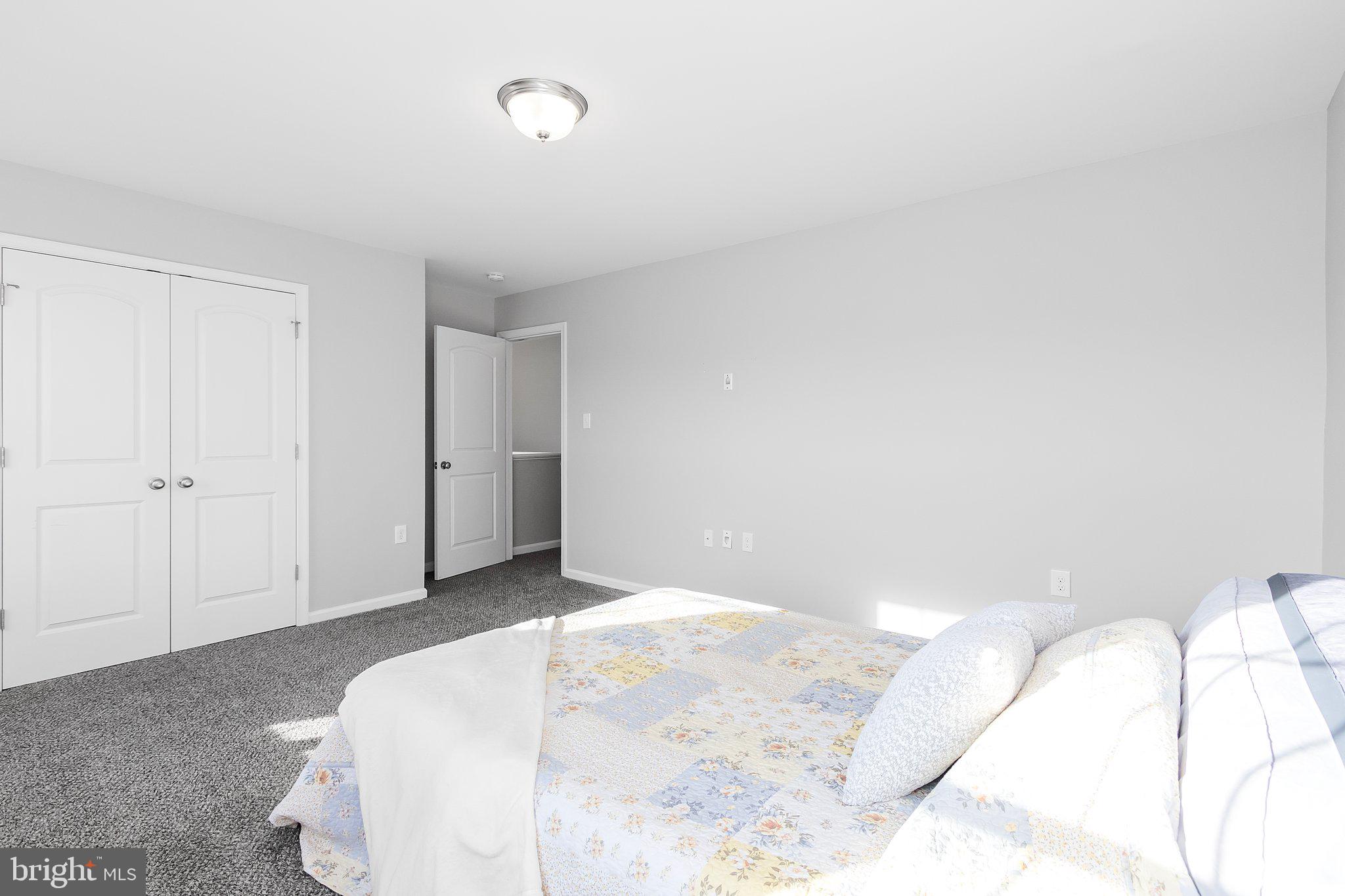 RED HILL - Residential