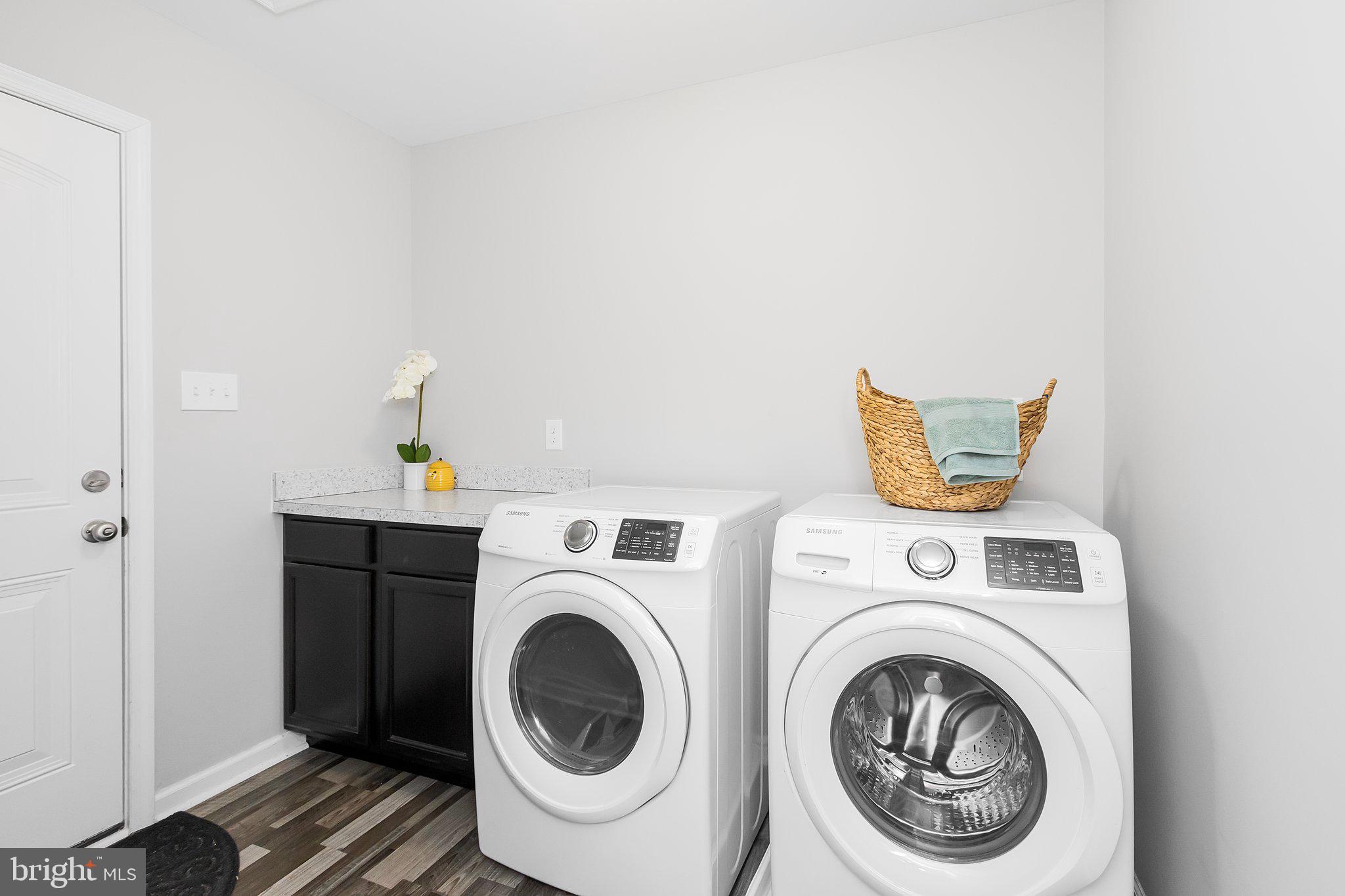 RED HILL - Residential