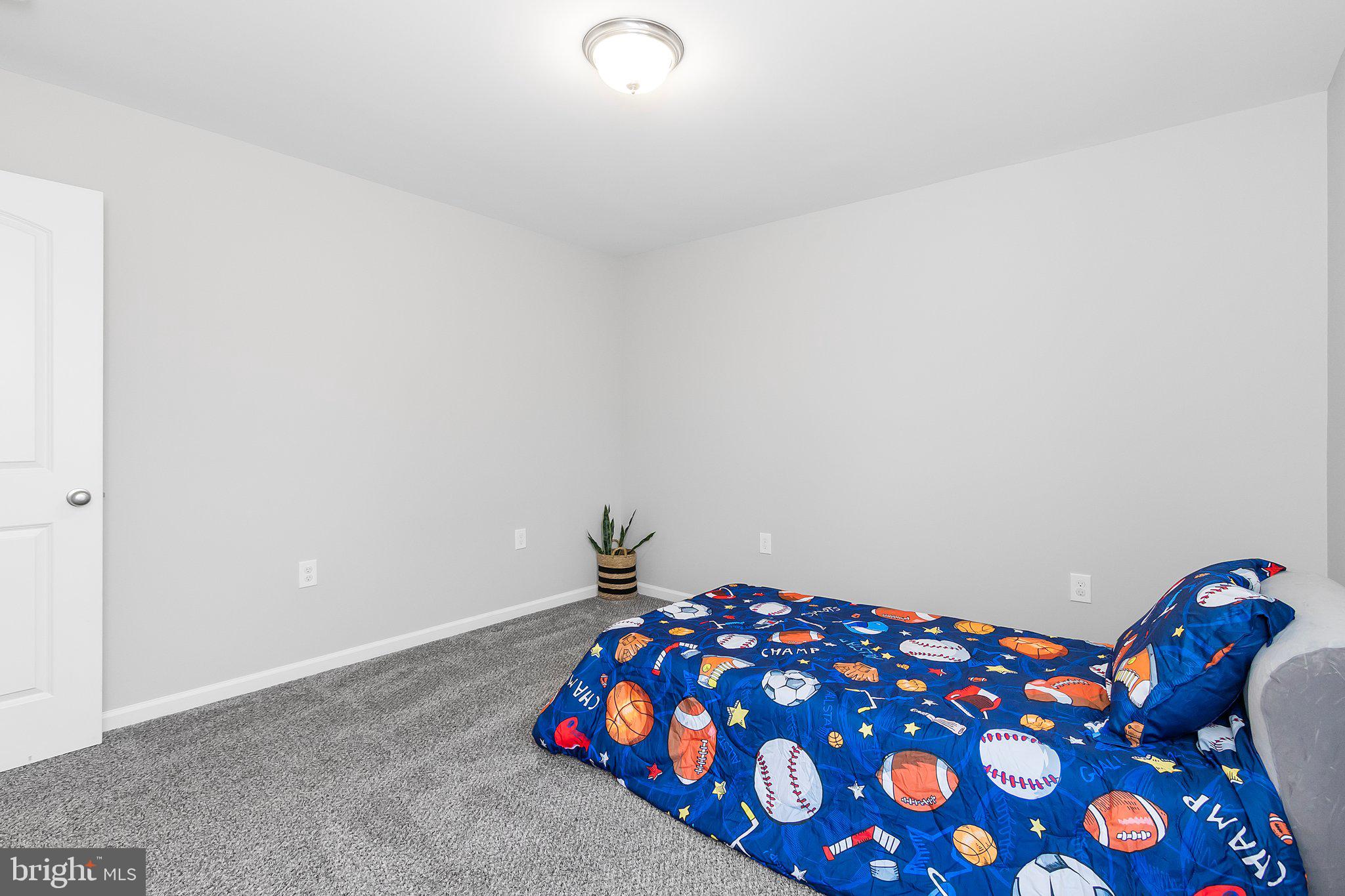 RED HILL - Residential