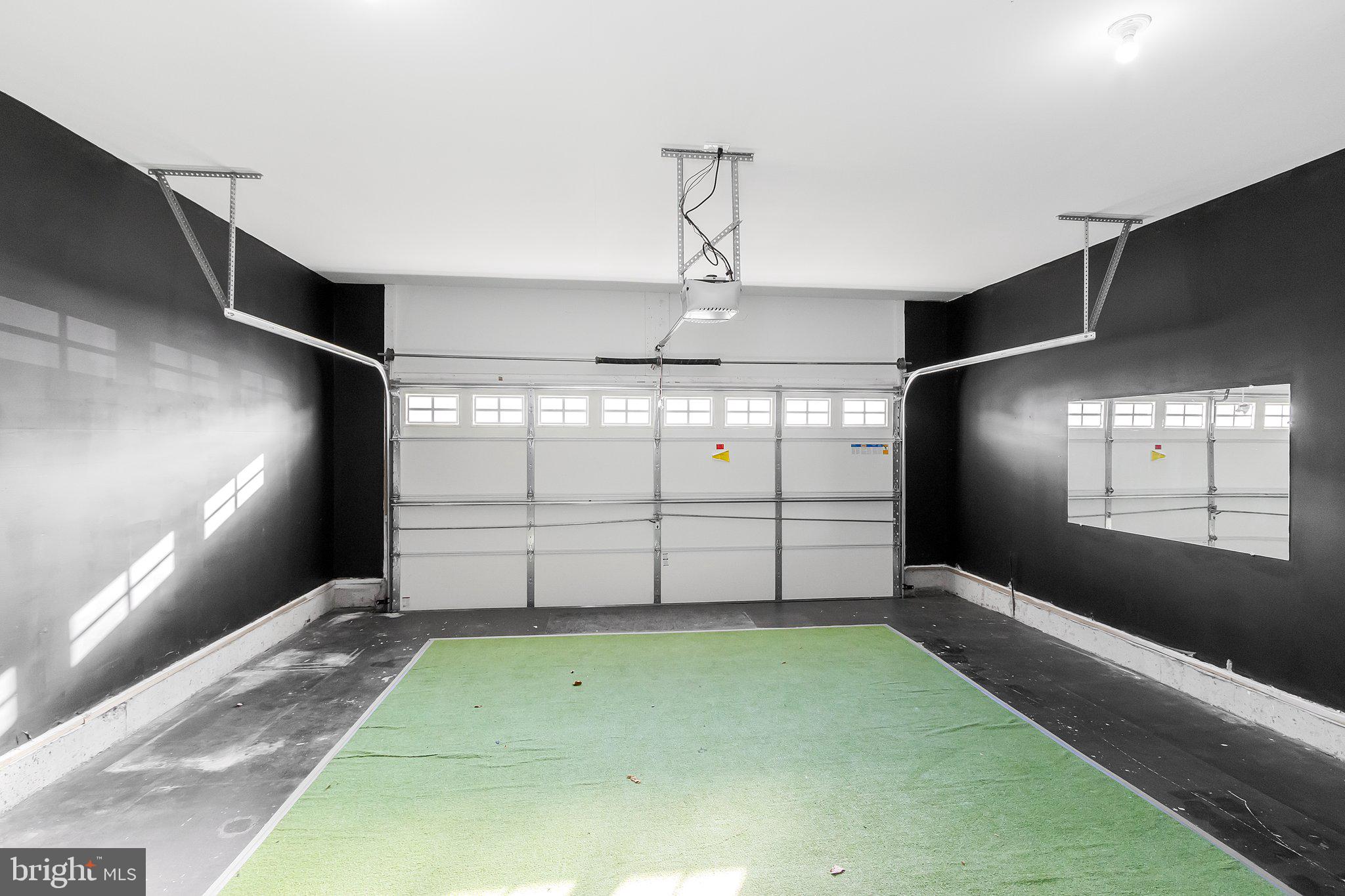 RED HILL - Residential