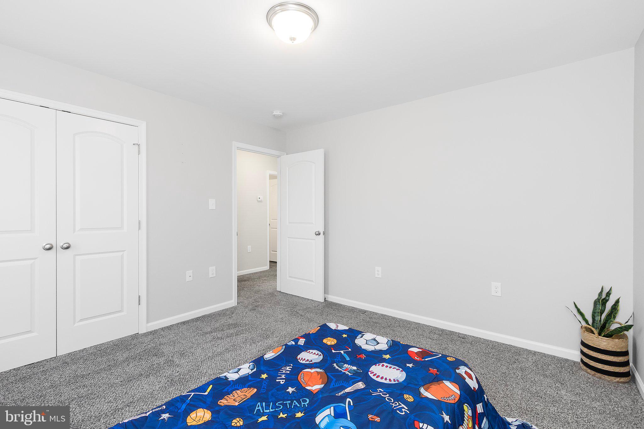 RED HILL - Residential