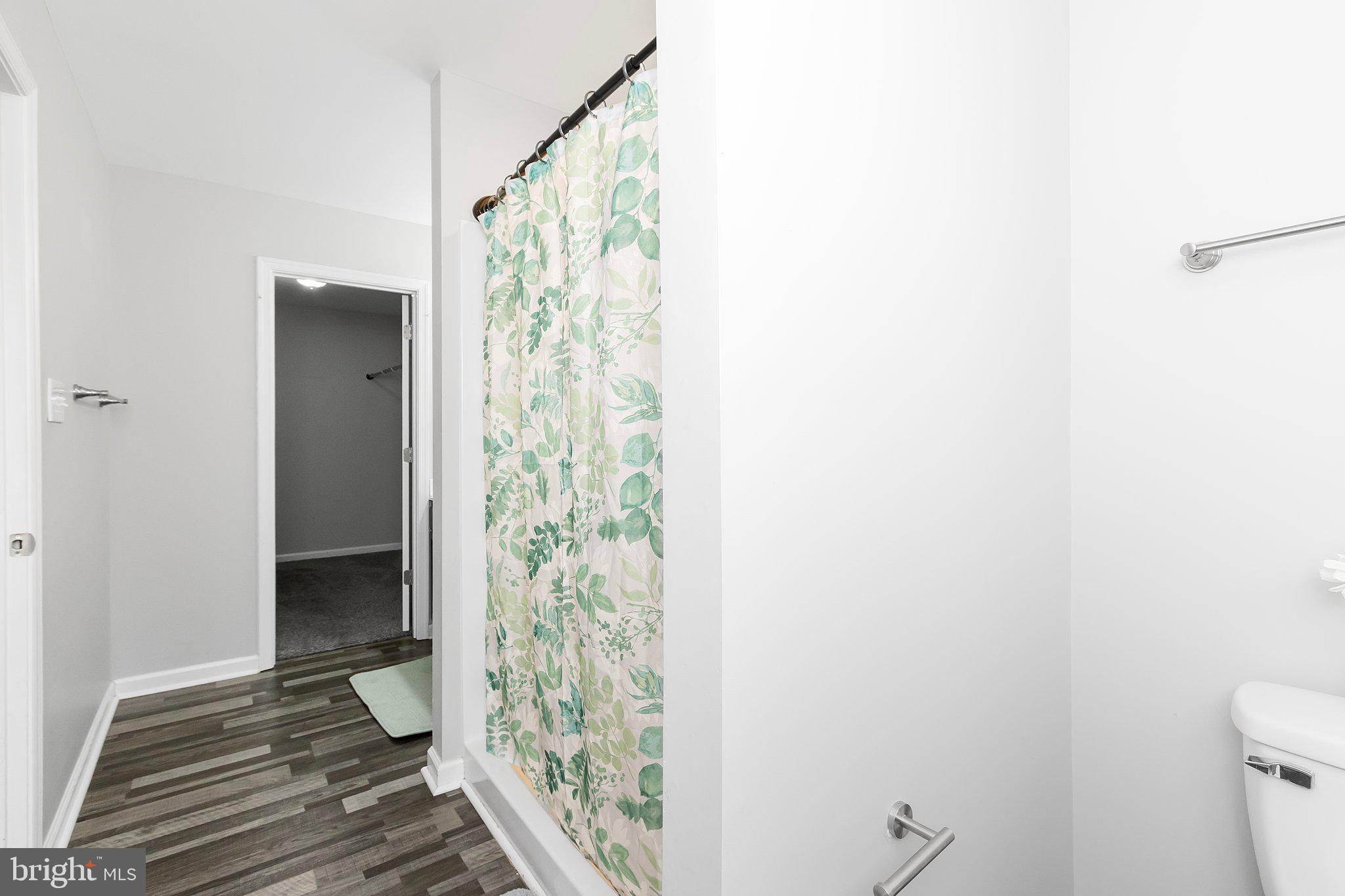 RED HILL - Residential