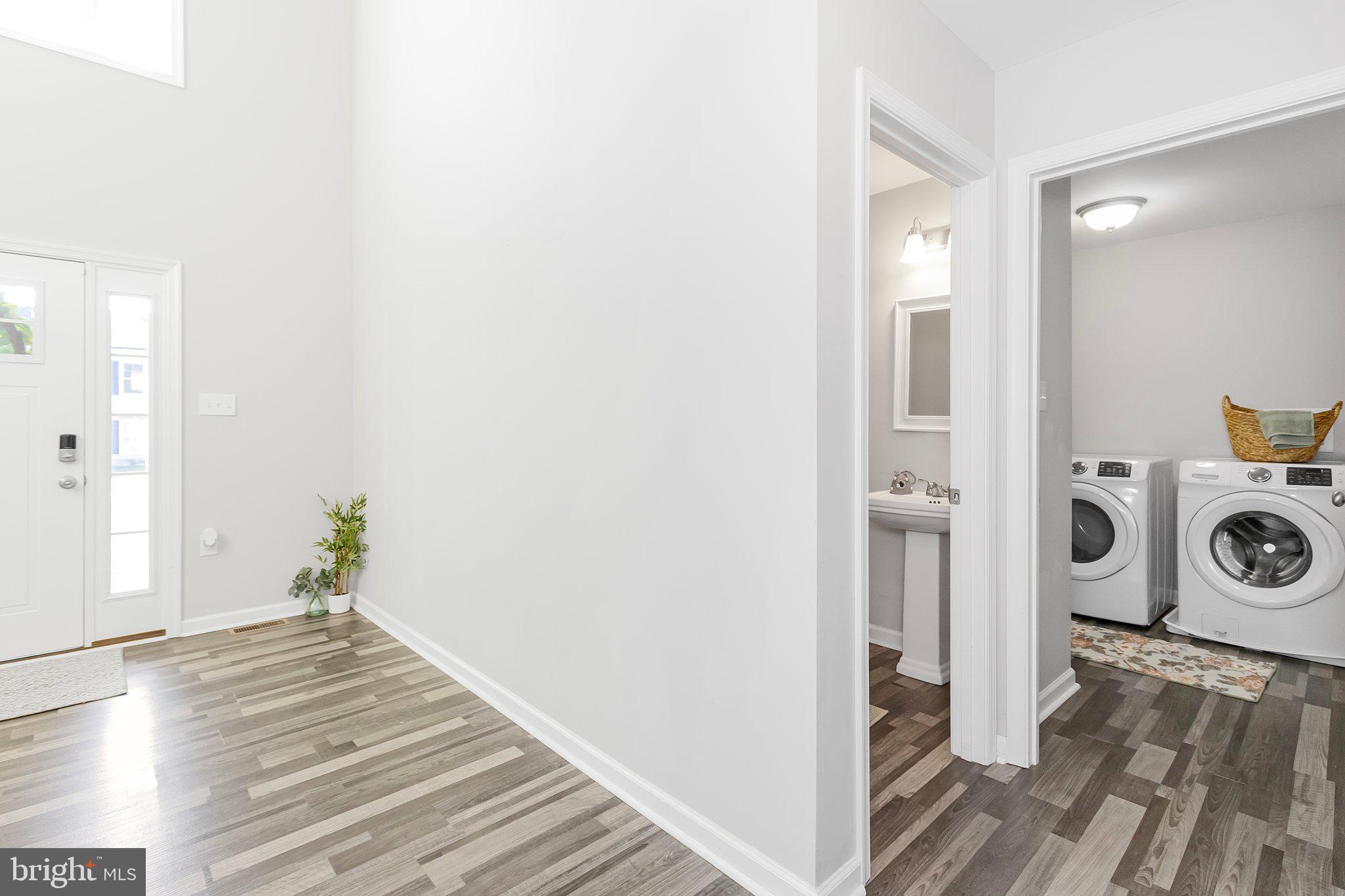 RED HILL - Residential