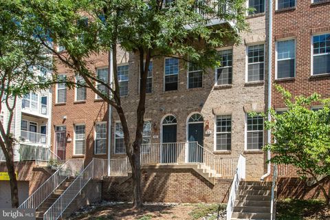 2664 MANHATTAN PLACE 103 VIENNA VA 22180