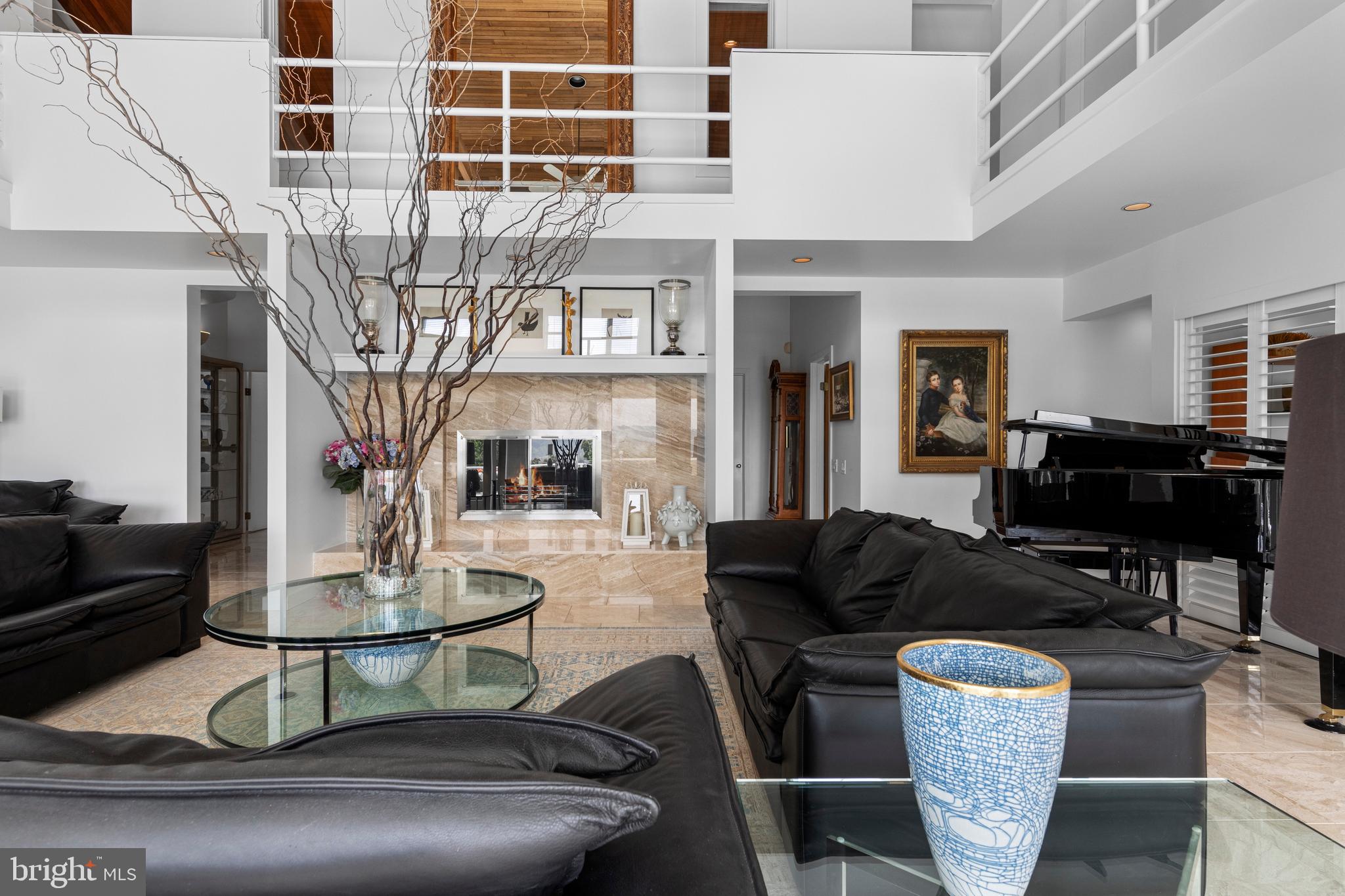 VALLEY FORGE MTN - Residential