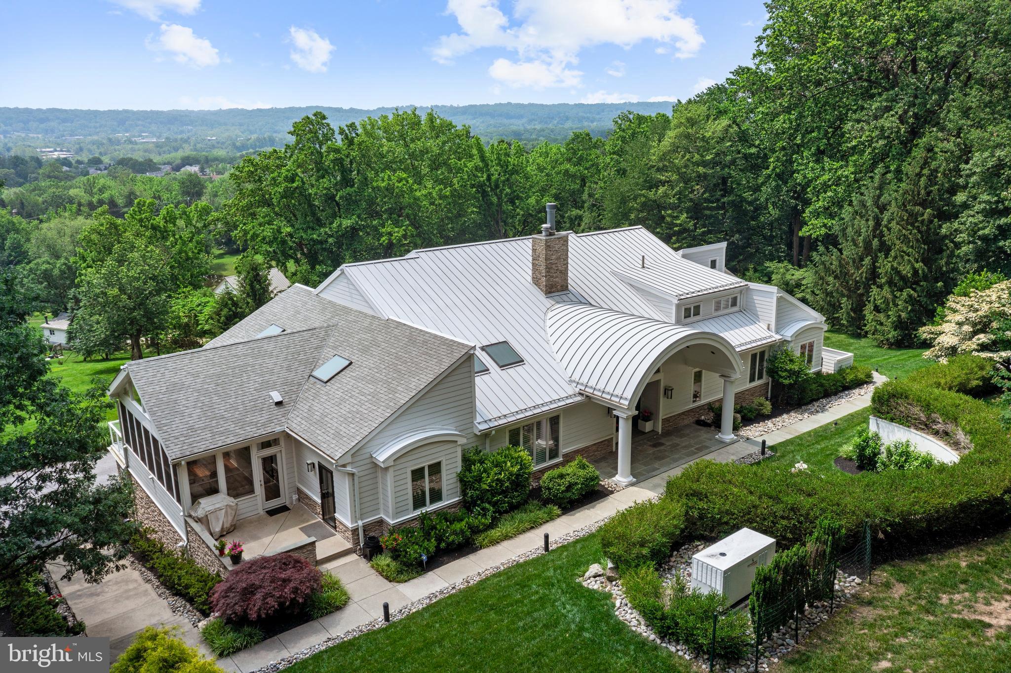 VALLEY FORGE MTN - Residential