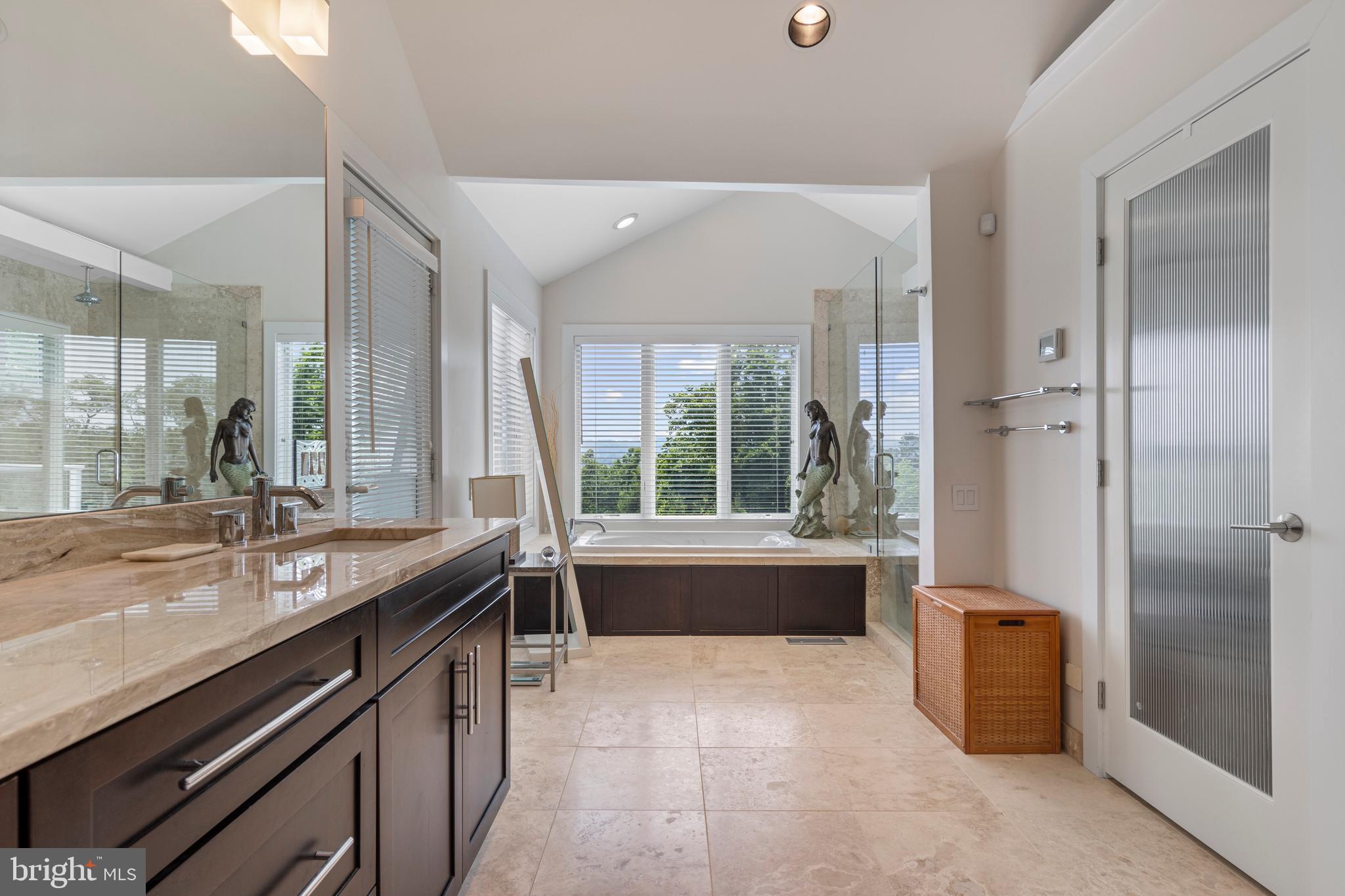 VALLEY FORGE MTN - Residential