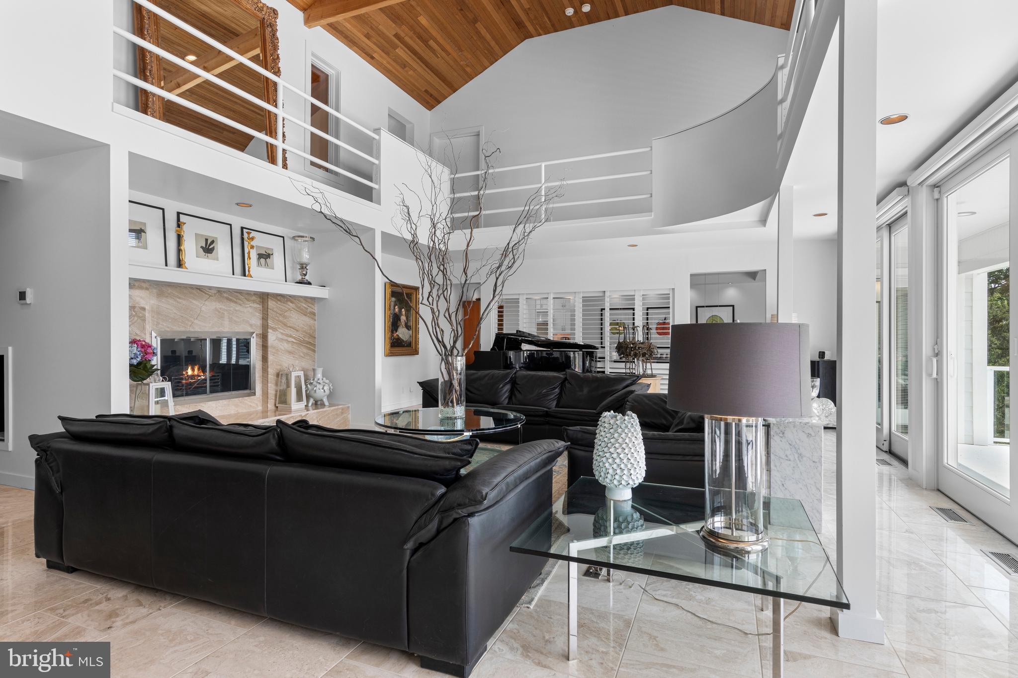 VALLEY FORGE MTN - Residential