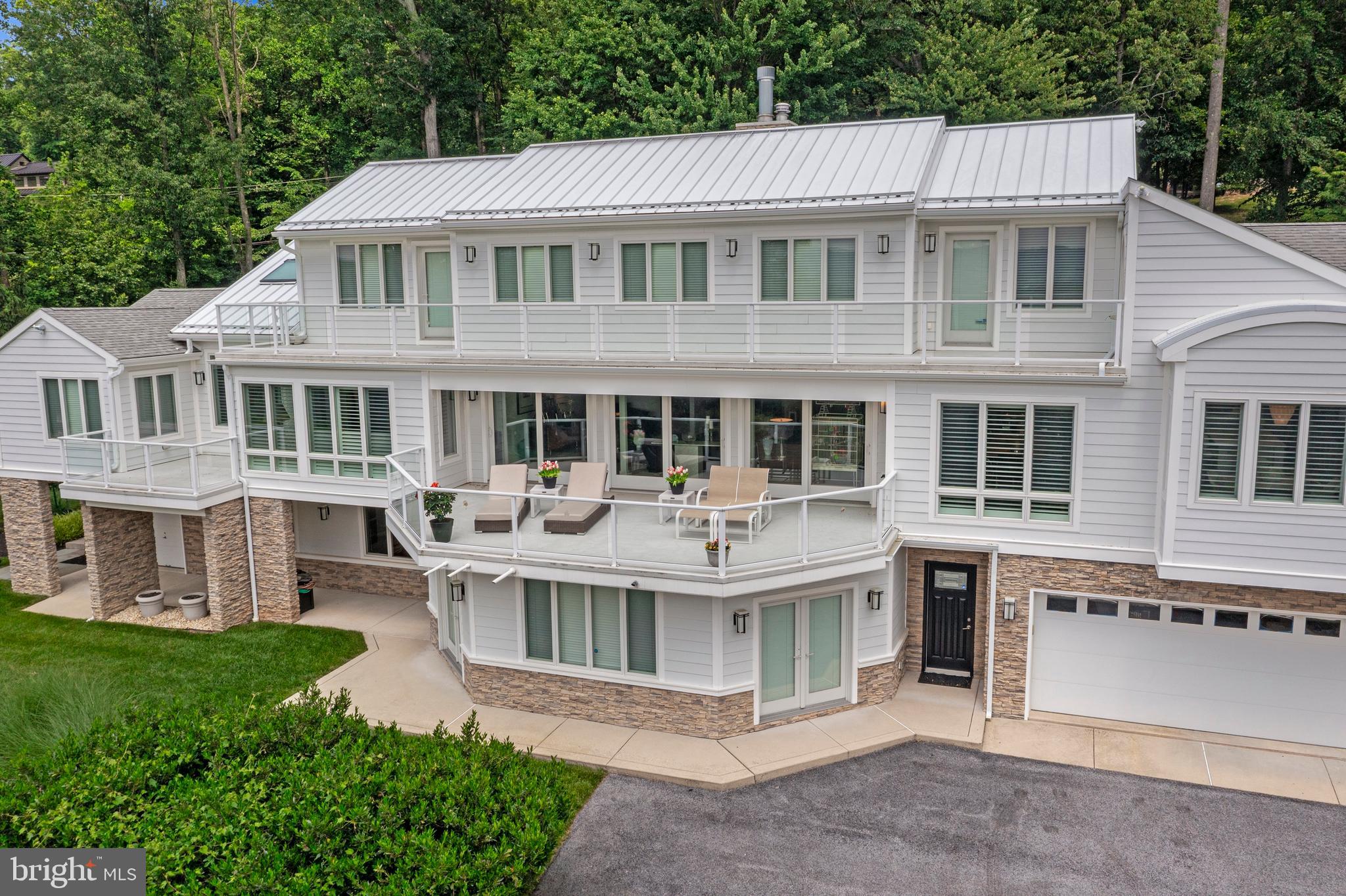 VALLEY FORGE MTN - Residential