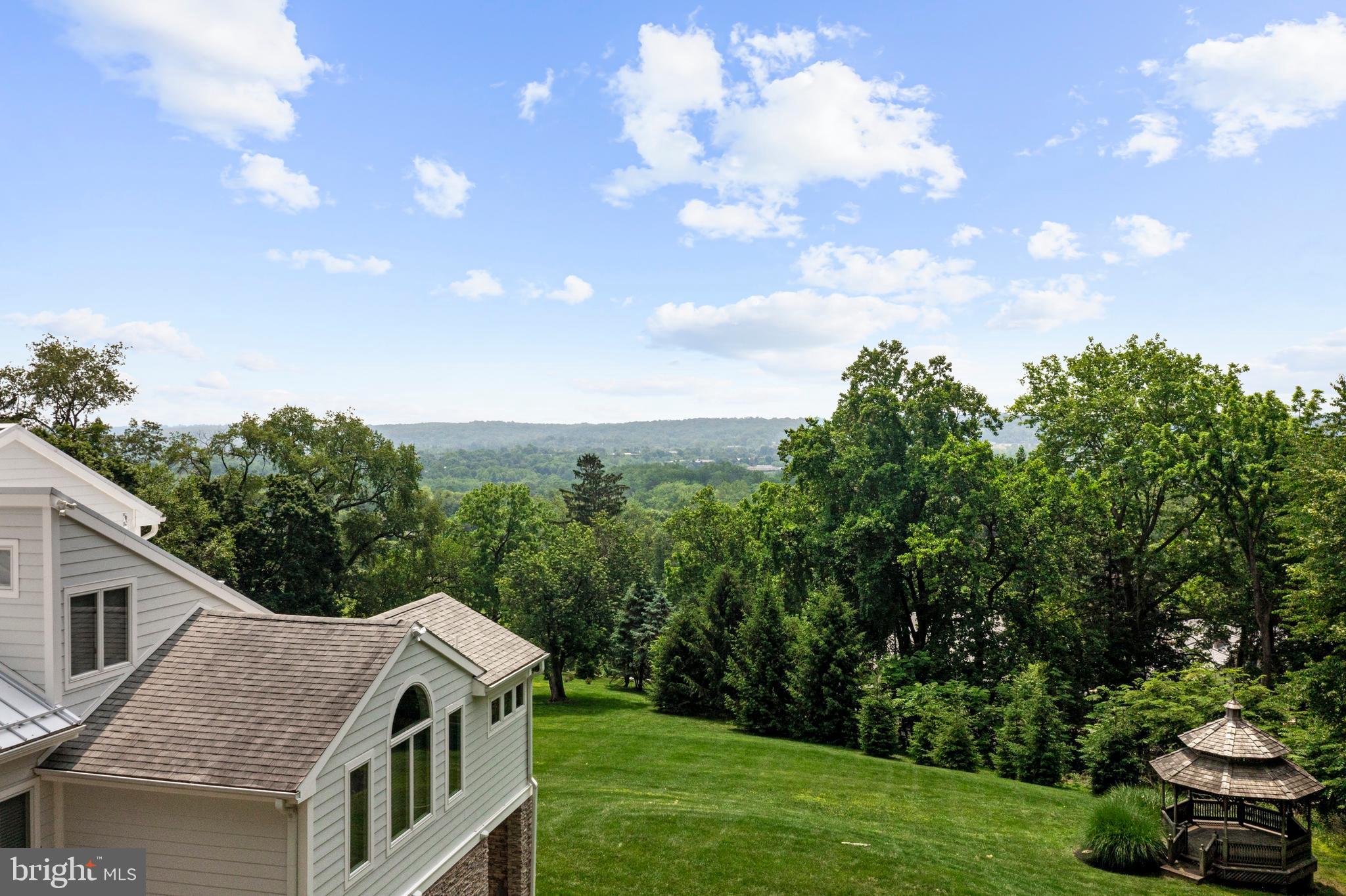 VALLEY FORGE MTN - Residential