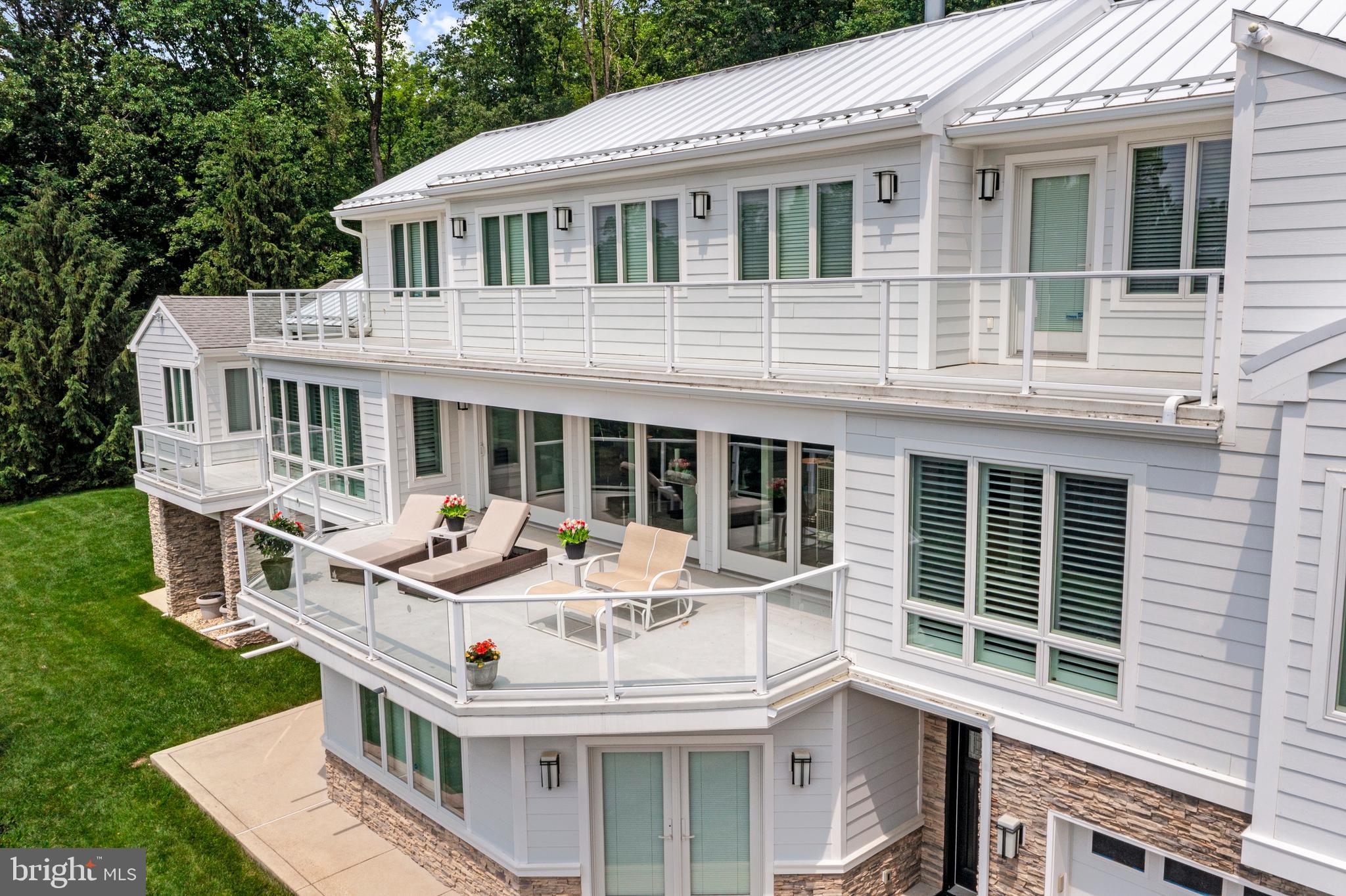 VALLEY FORGE MTN - Residential