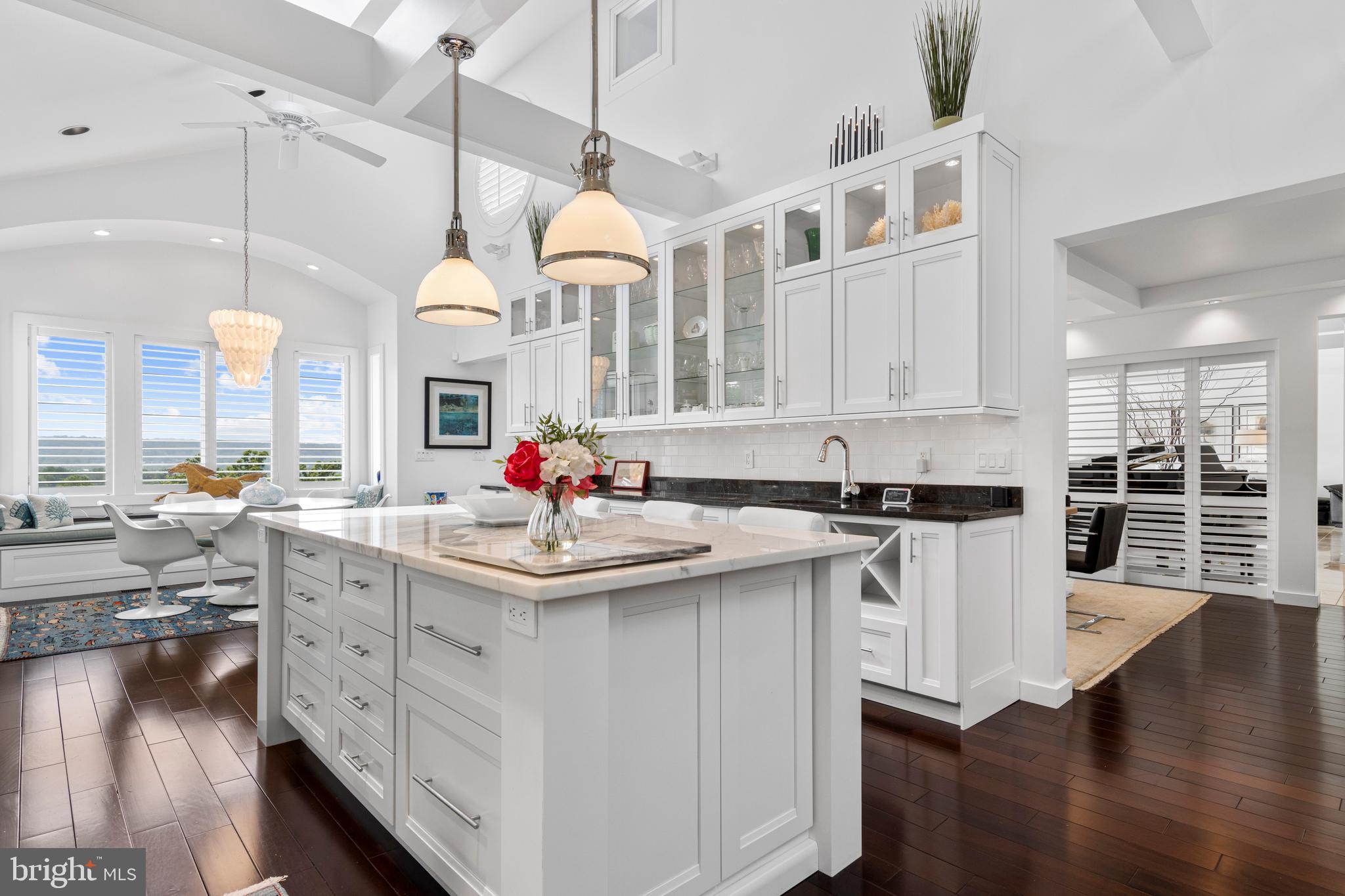 VALLEY FORGE MTN - Residential