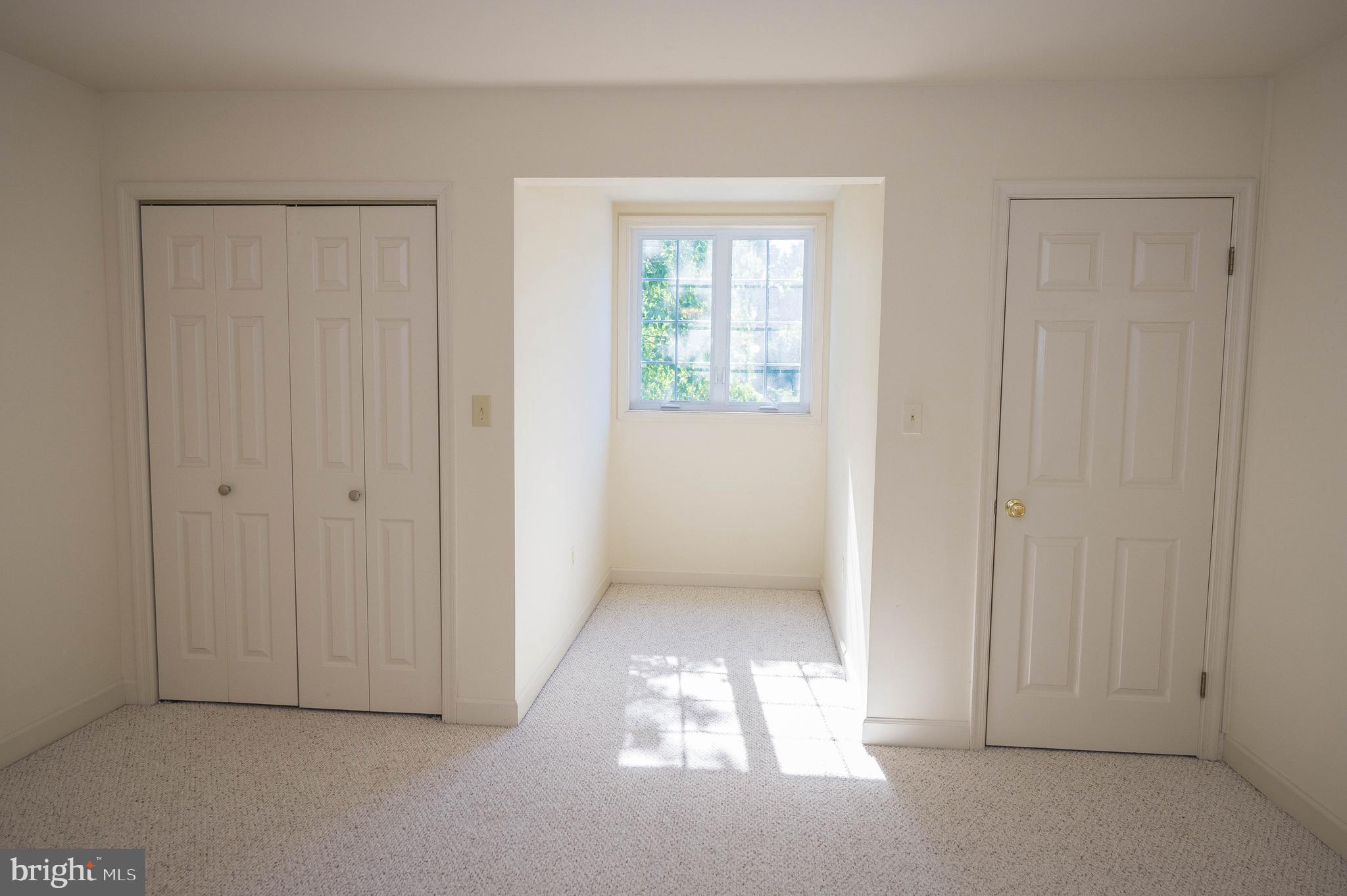 MALLARD RIDGE - Residential Lease