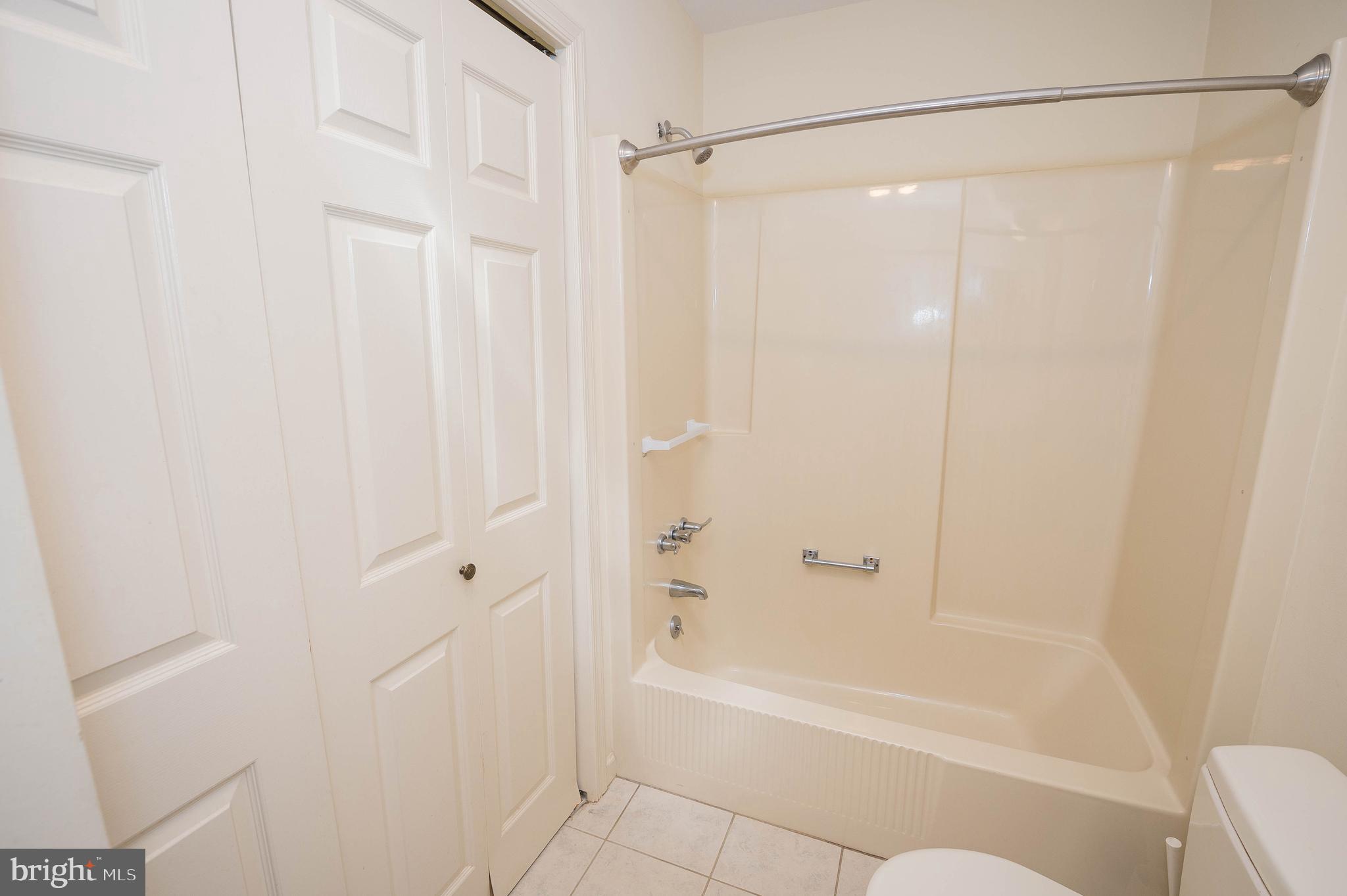 MALLARD RIDGE - Residential Lease