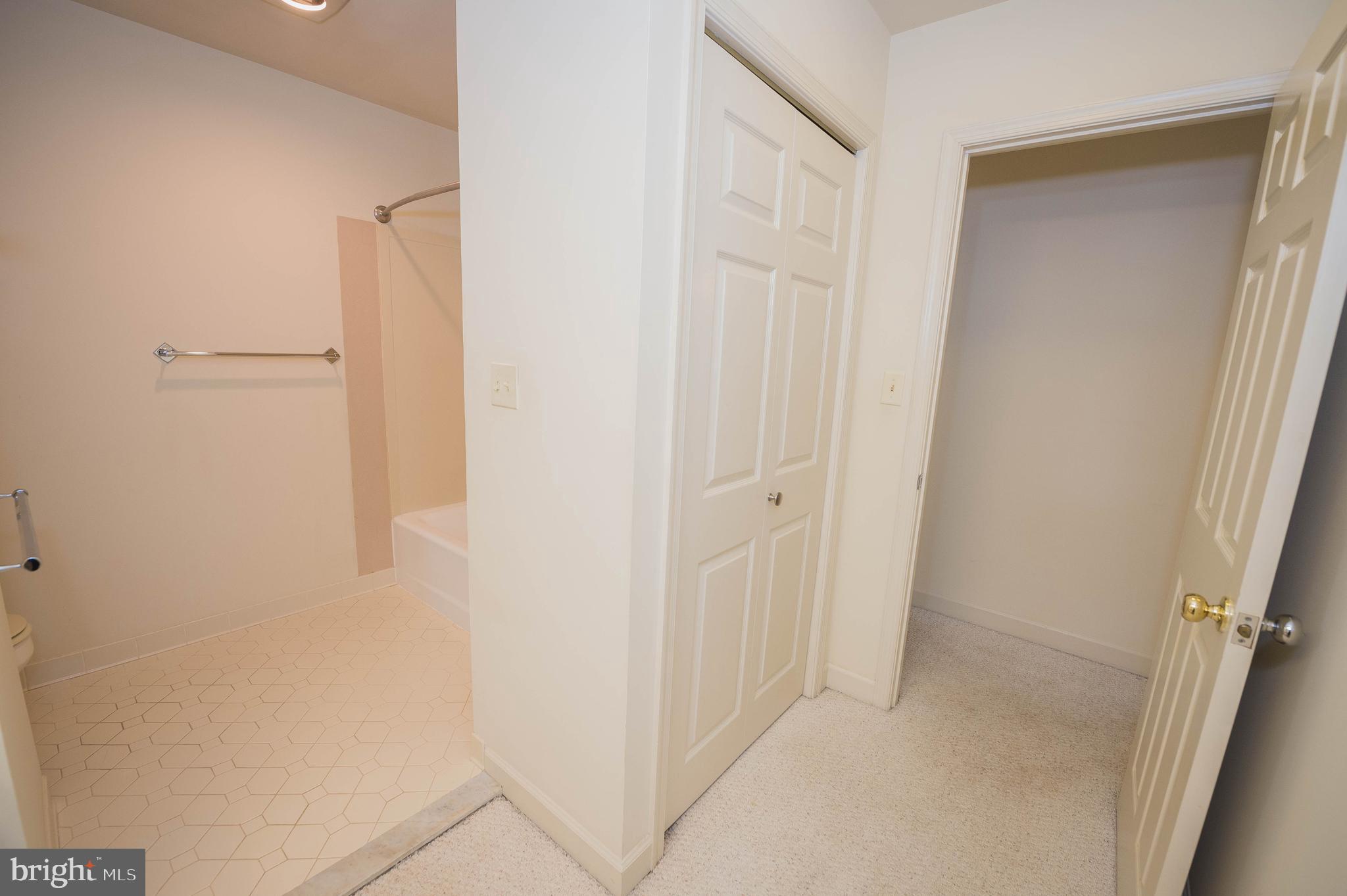 MALLARD RIDGE - Residential Lease