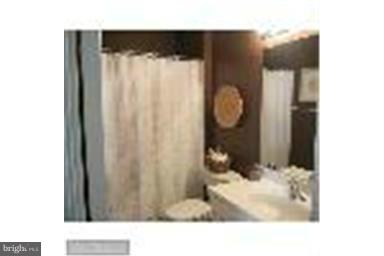 POTOMAC CLUB - Residential Lease