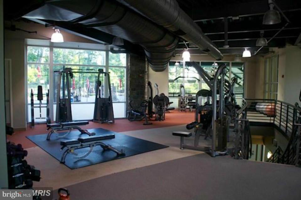 POTOMAC CLUB - Residential Lease