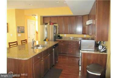 POTOMAC CLUB - Residential Lease