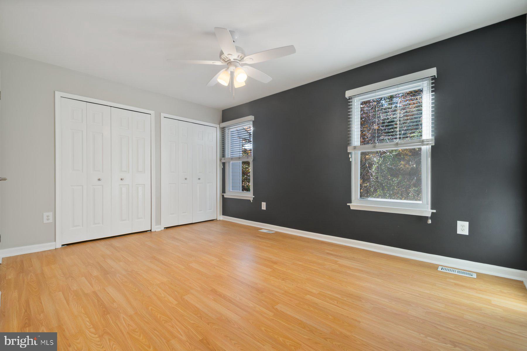 RIVERCHASE - Residential