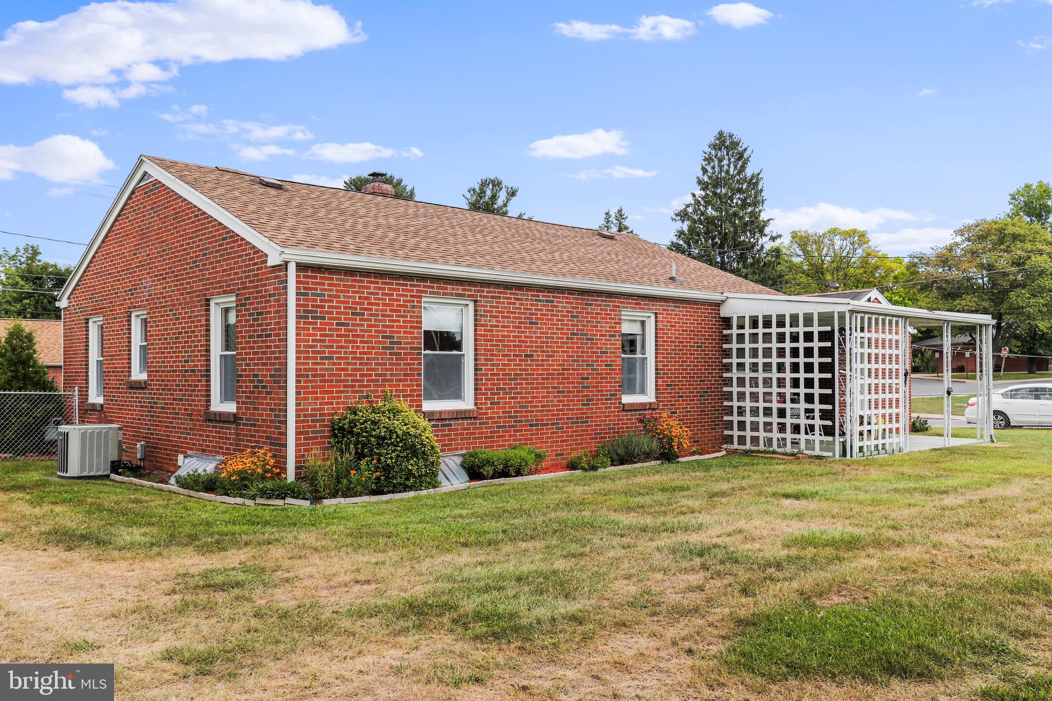 HALFWAY AREA - Residential