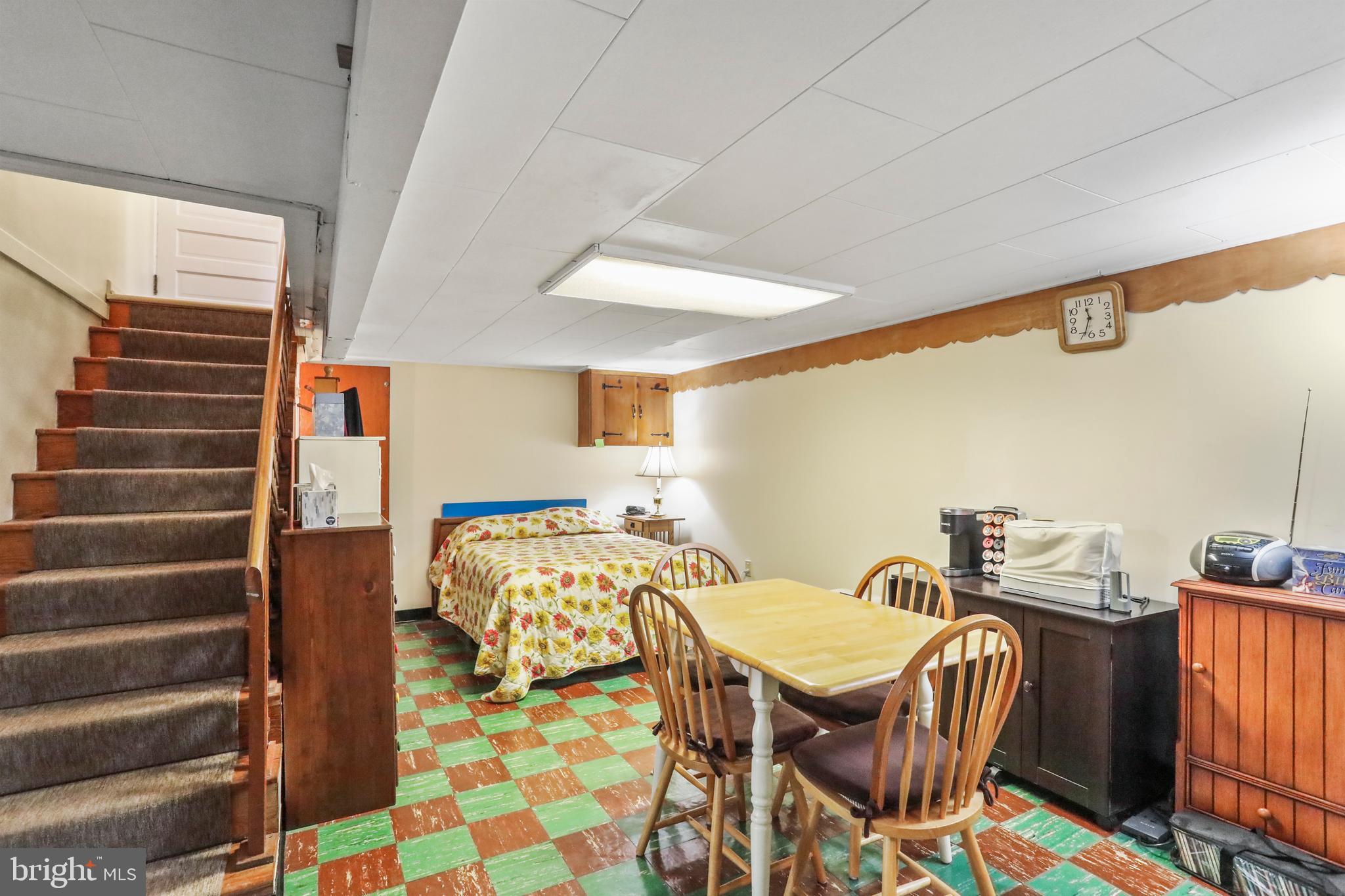 HALFWAY AREA - Residential