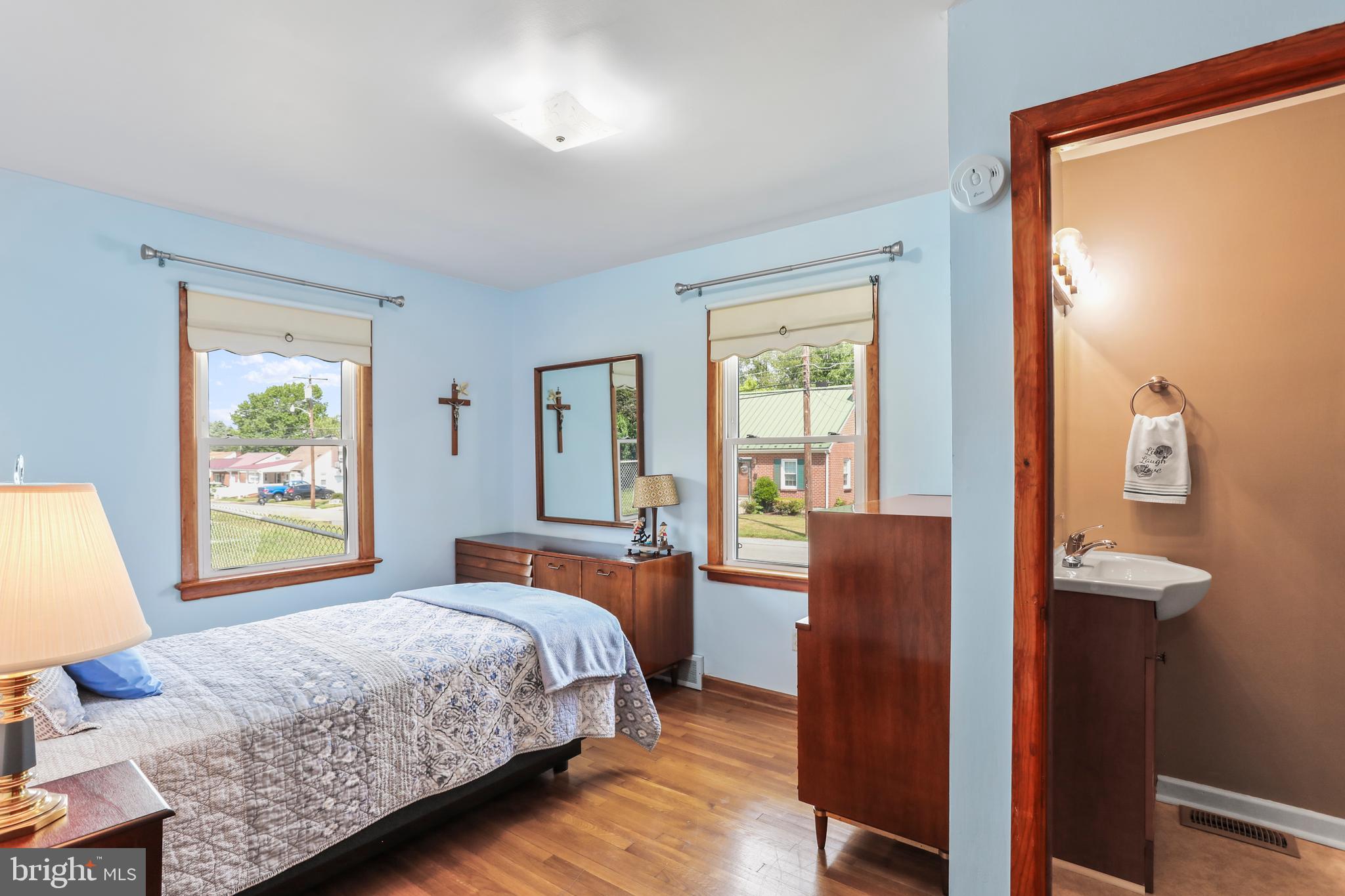 HALFWAY AREA - Residential