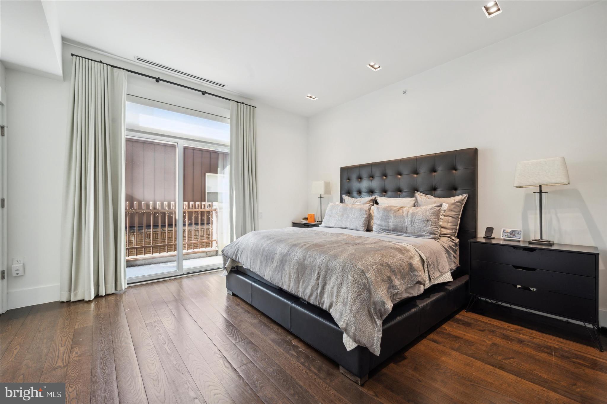 FITLER SQUARE - Residential