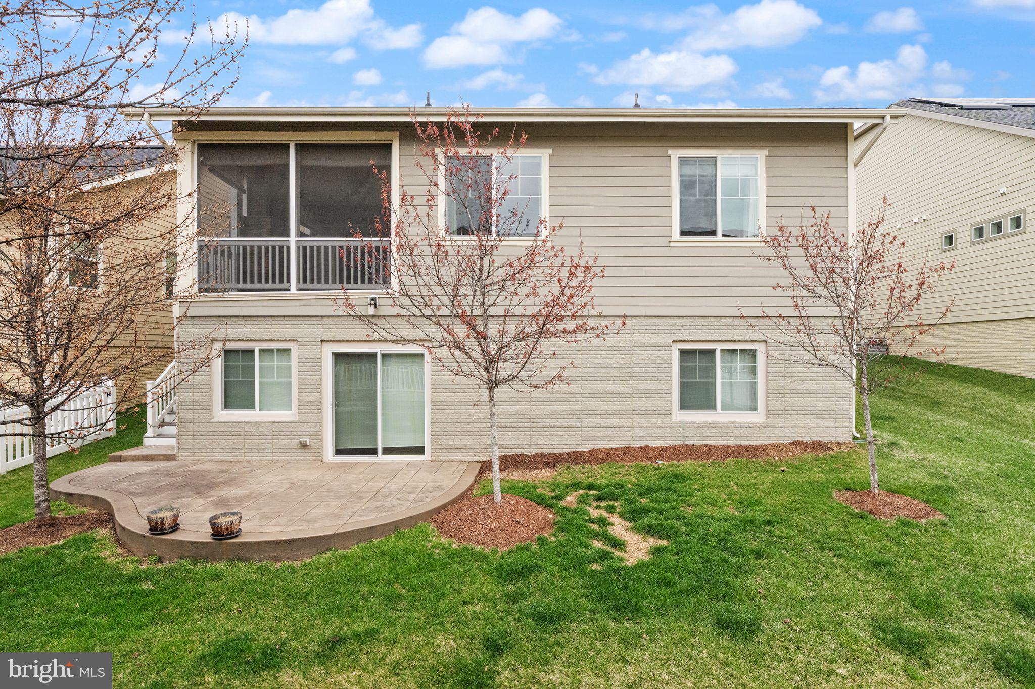 SHENANDOAH, LAKE FREDERICK - Residential