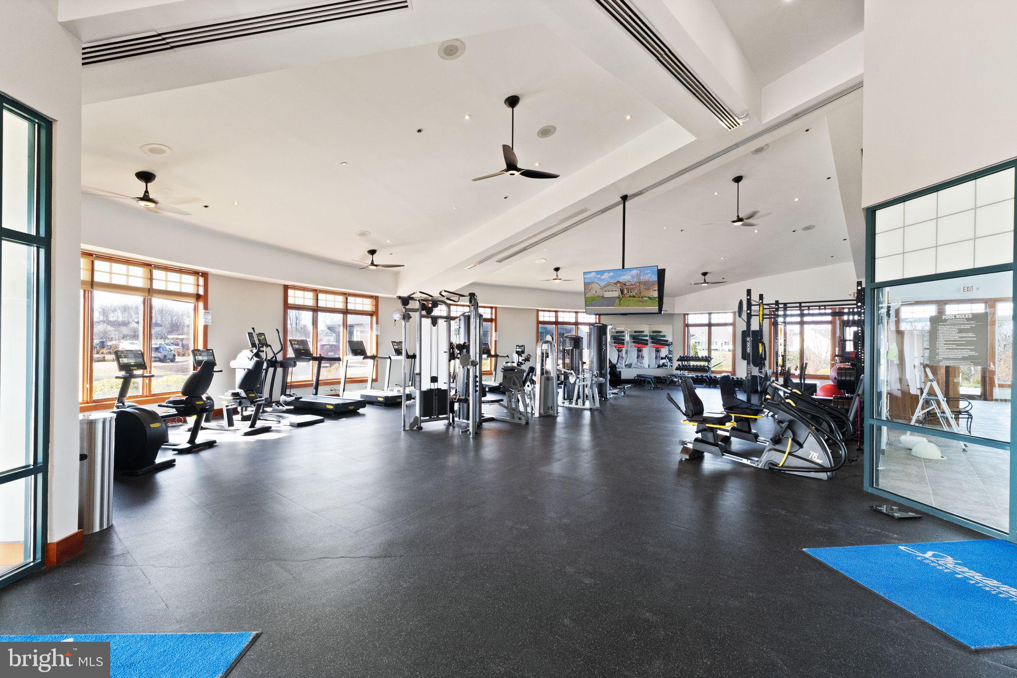 SHENANDOAH, LAKE FREDERICK - Residential