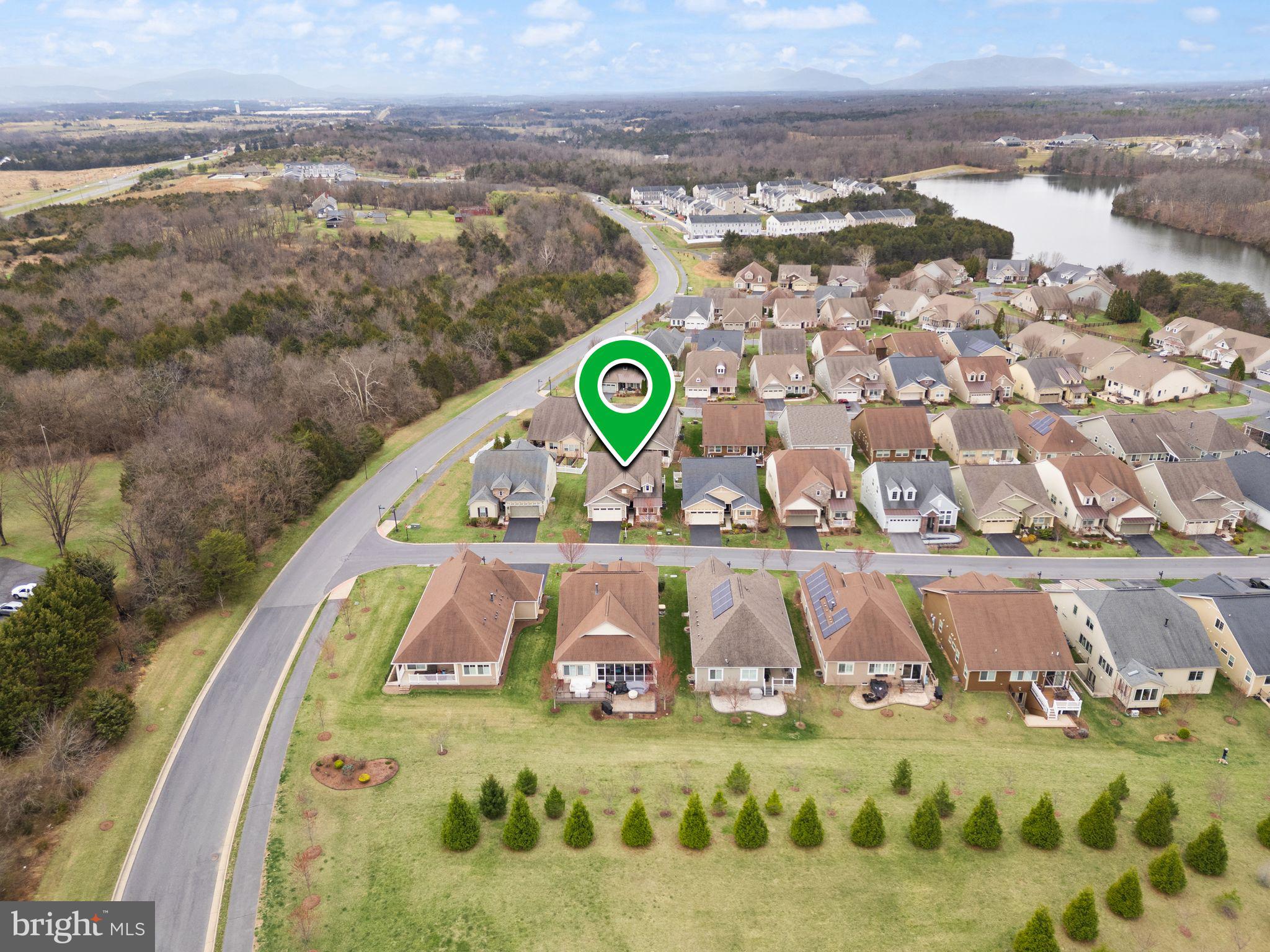 SHENANDOAH, LAKE FREDERICK - Residential