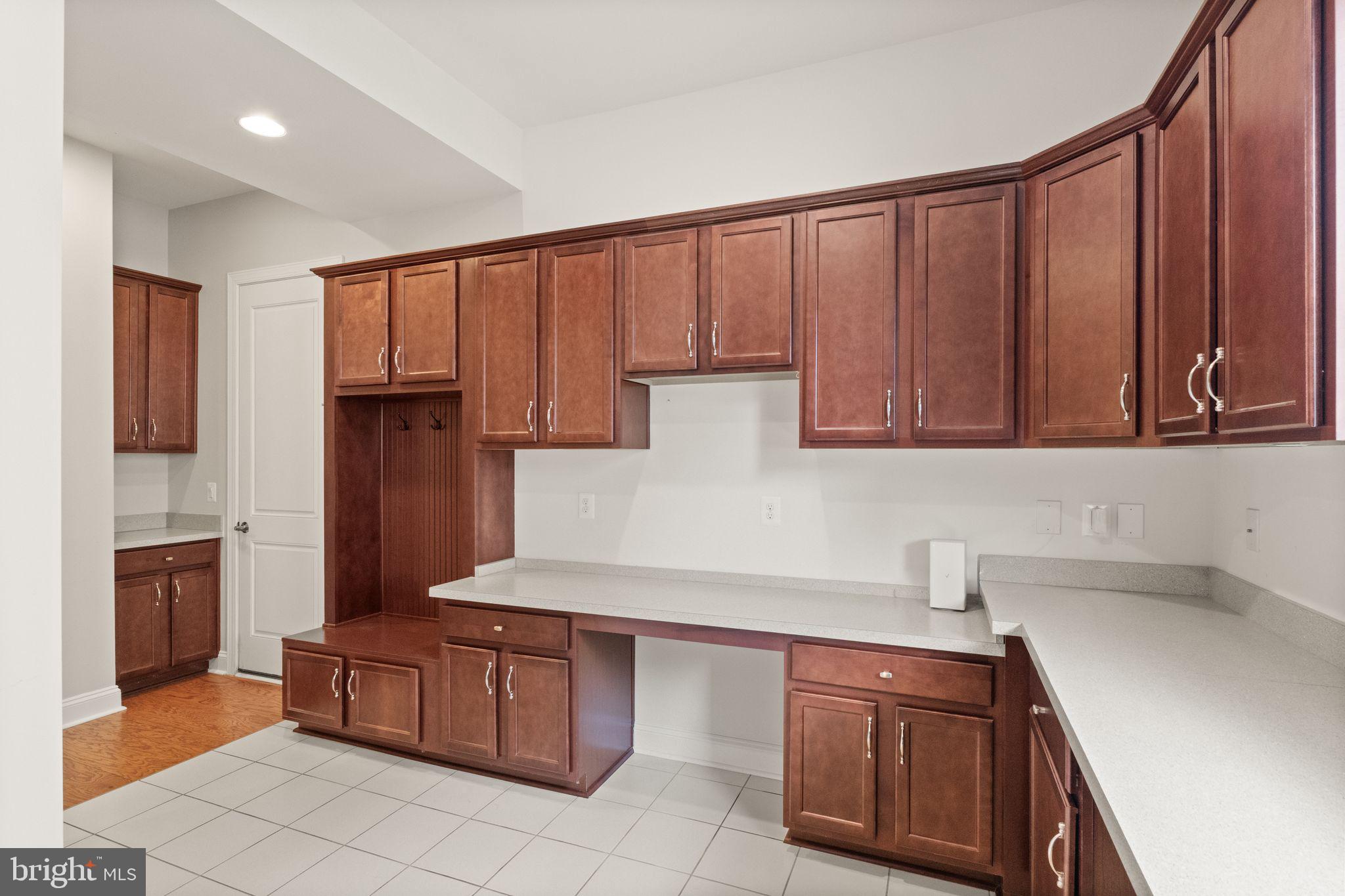 SHENANDOAH, LAKE FREDERICK - Residential