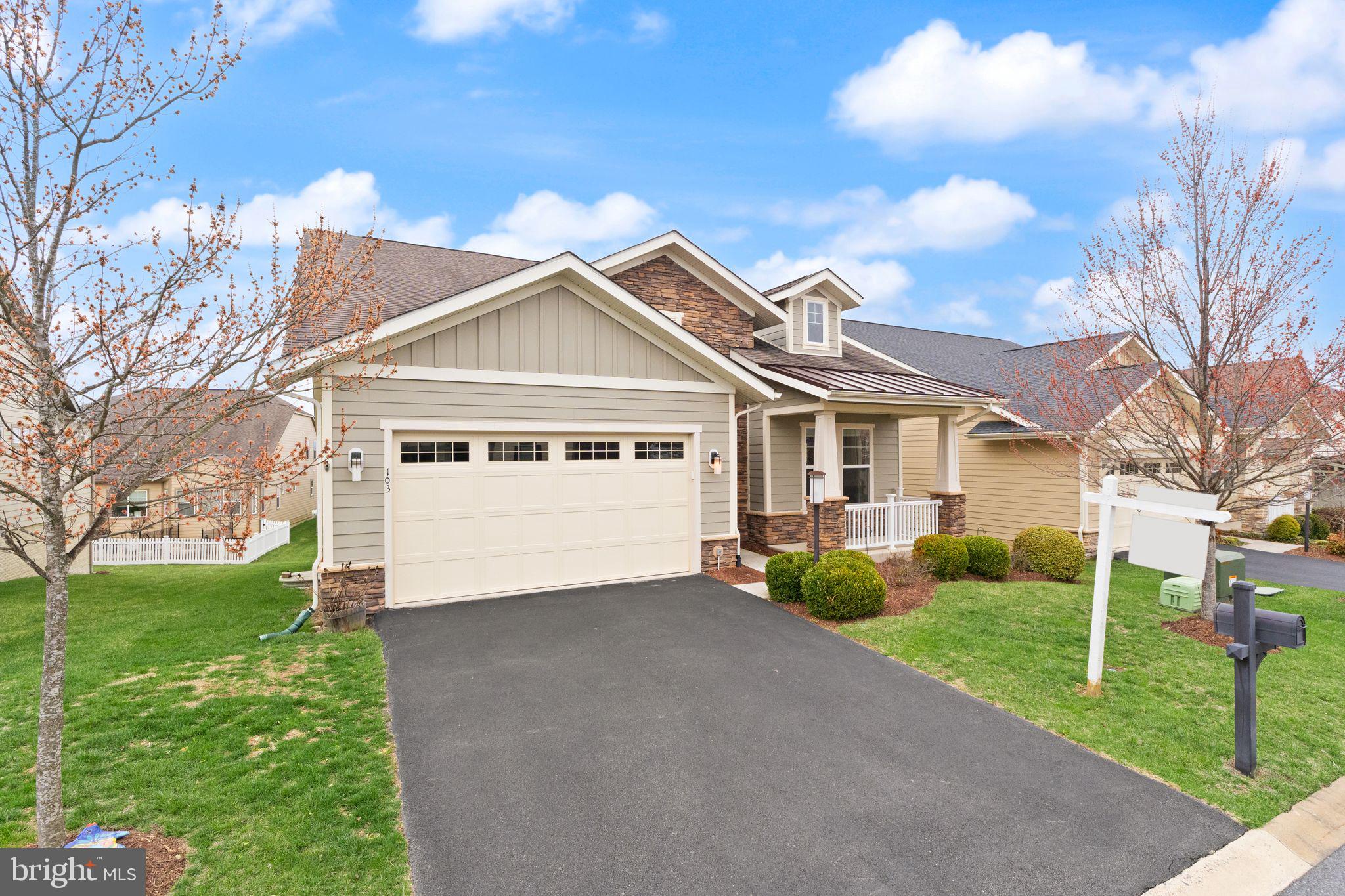 SHENANDOAH, LAKE FREDERICK - Residential