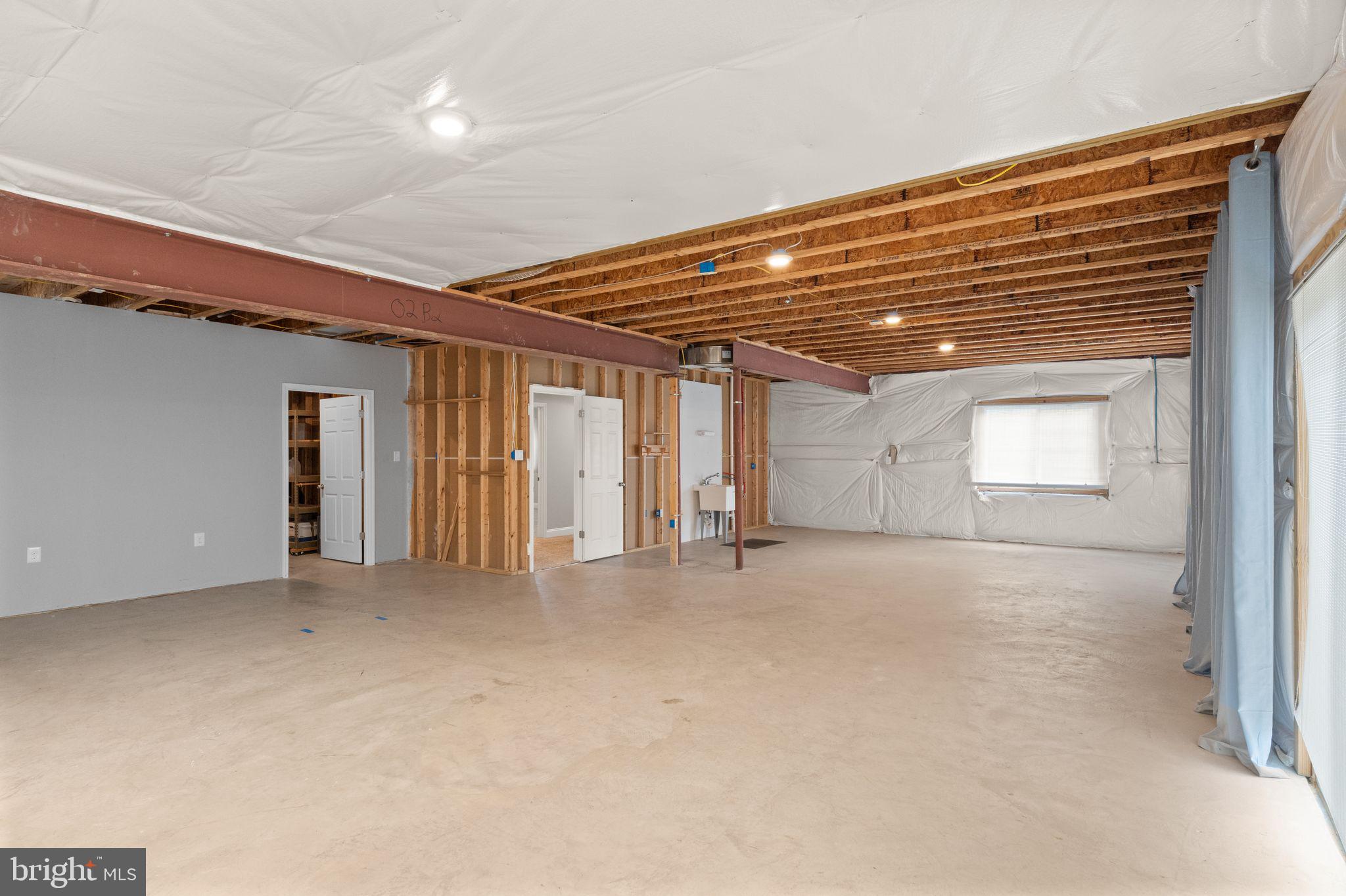 SHENANDOAH, LAKE FREDERICK - Residential