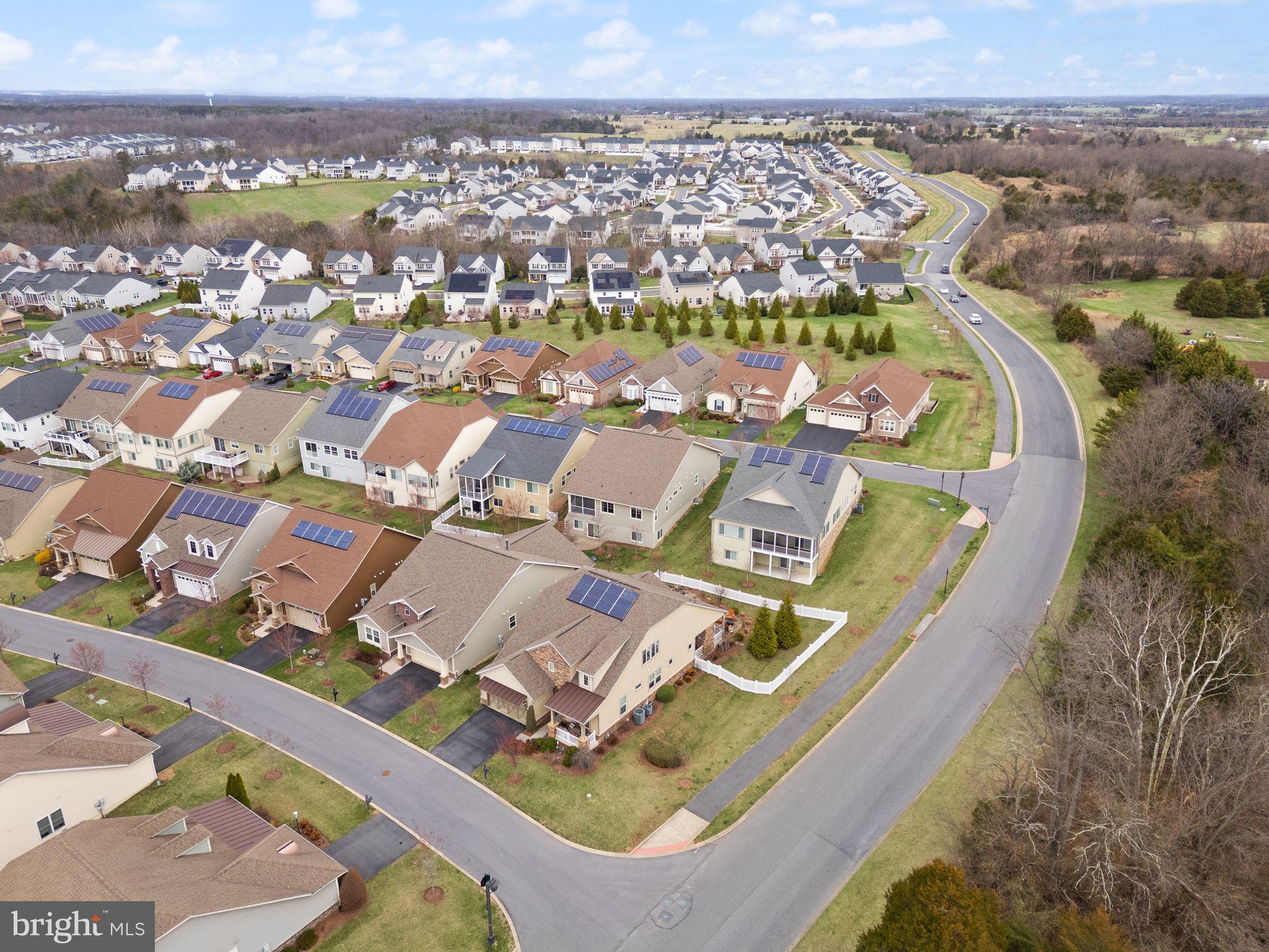 SHENANDOAH, LAKE FREDERICK - Residential