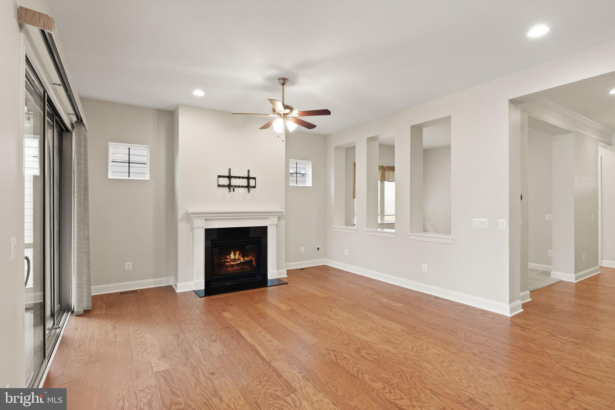 SHENANDOAH, LAKE FREDERICK - Residential