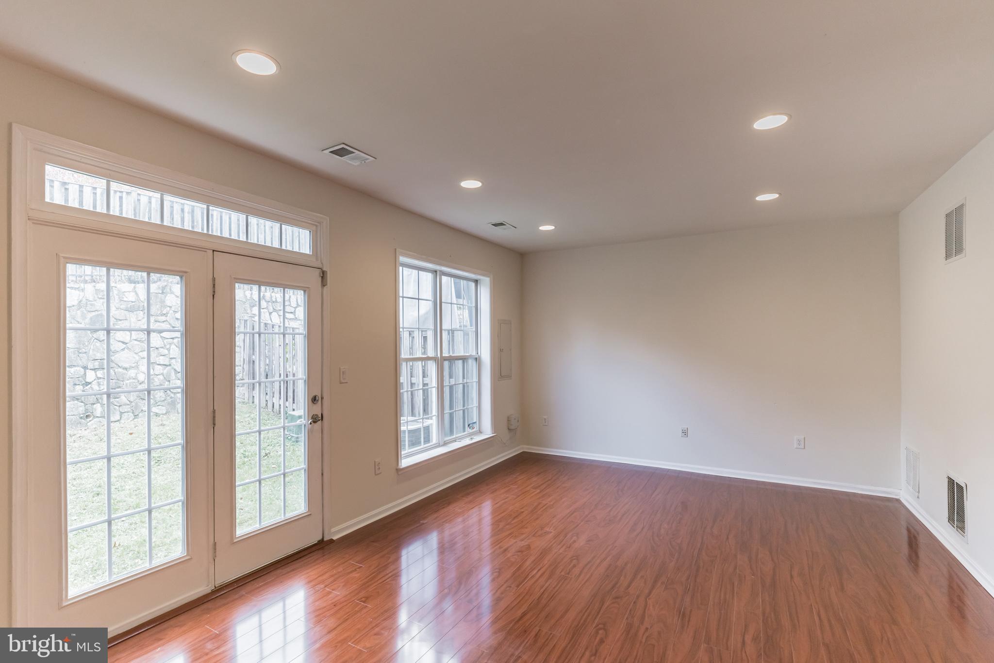 GUNSTON COMMONS - Residential