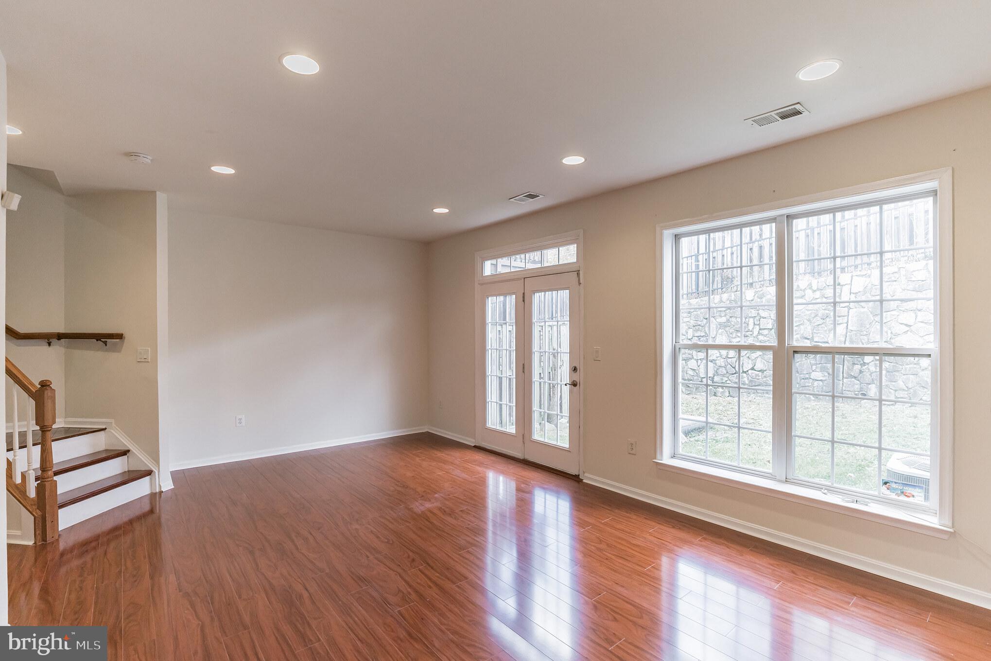 GUNSTON COMMONS - Residential