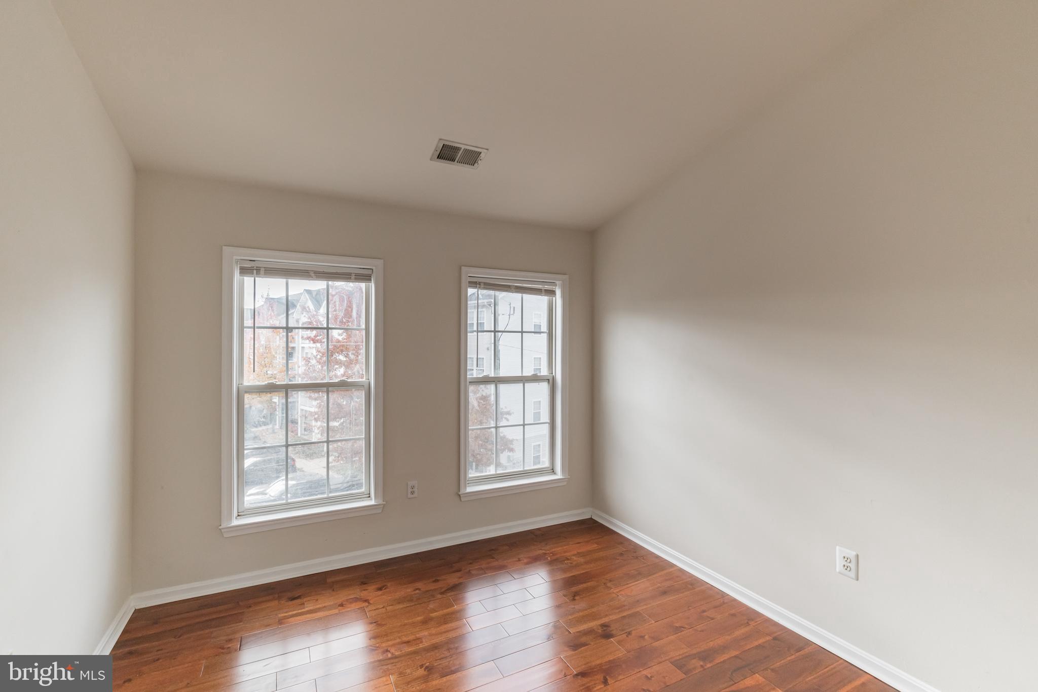 GUNSTON COMMONS - Residential