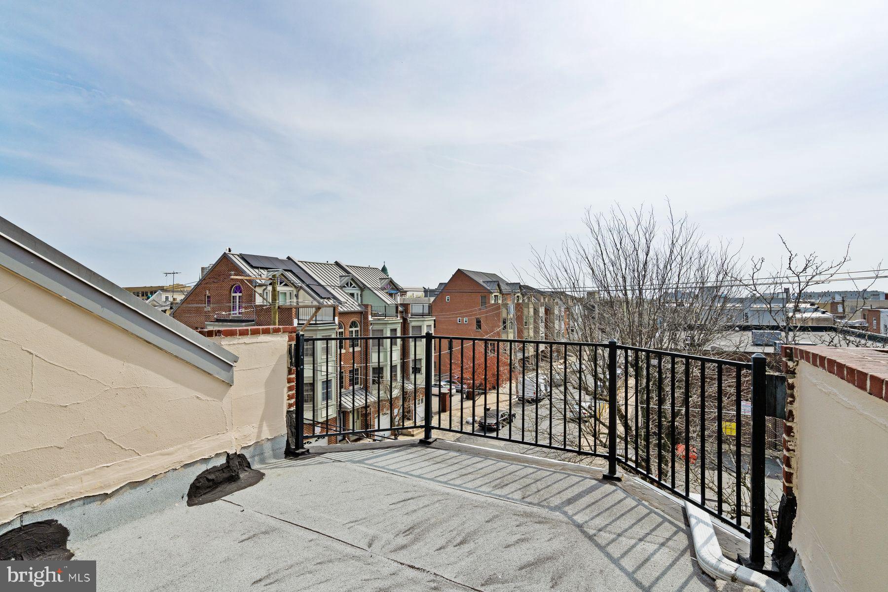 BELLA VISTA - Residential