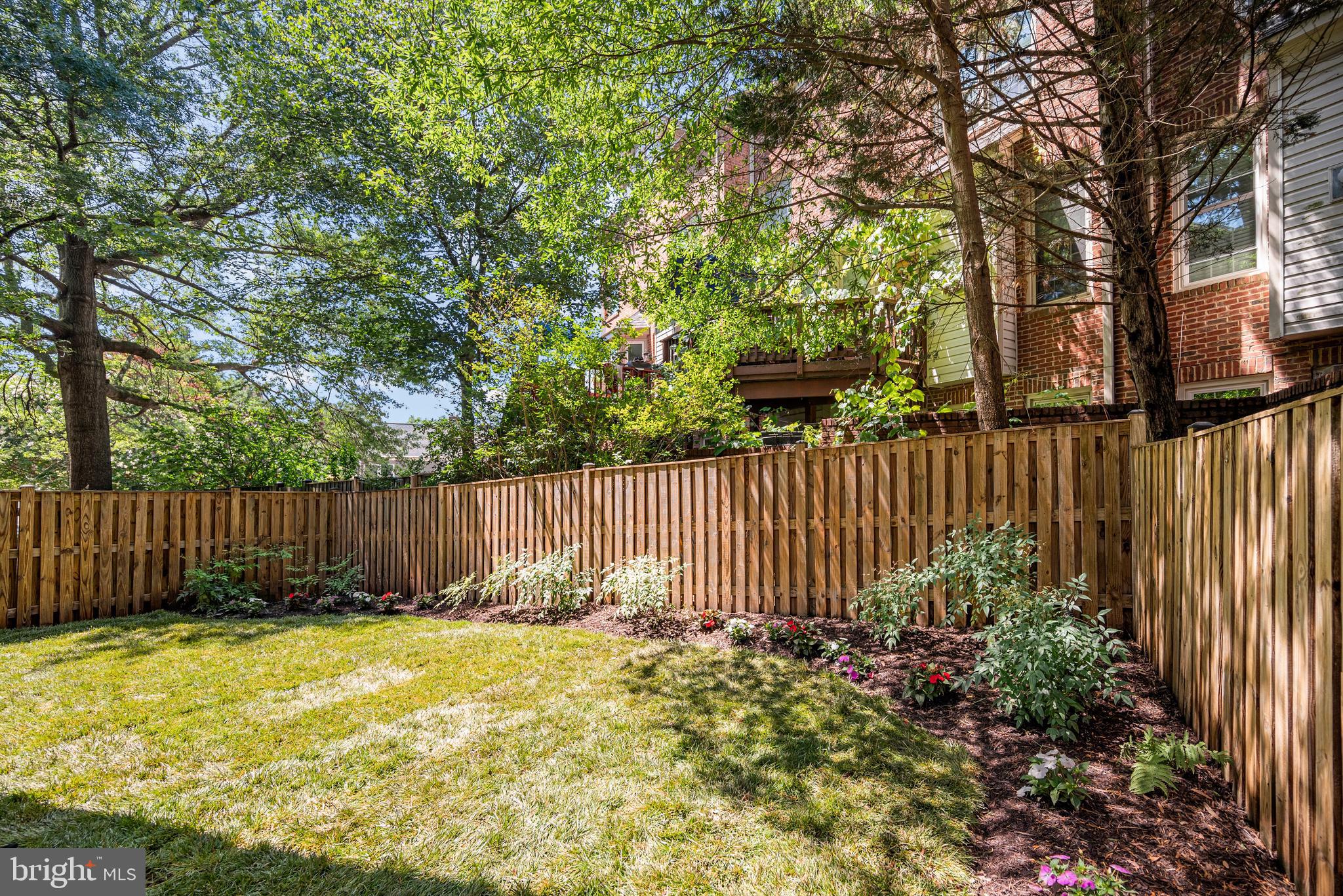 4425 7TH STREET N